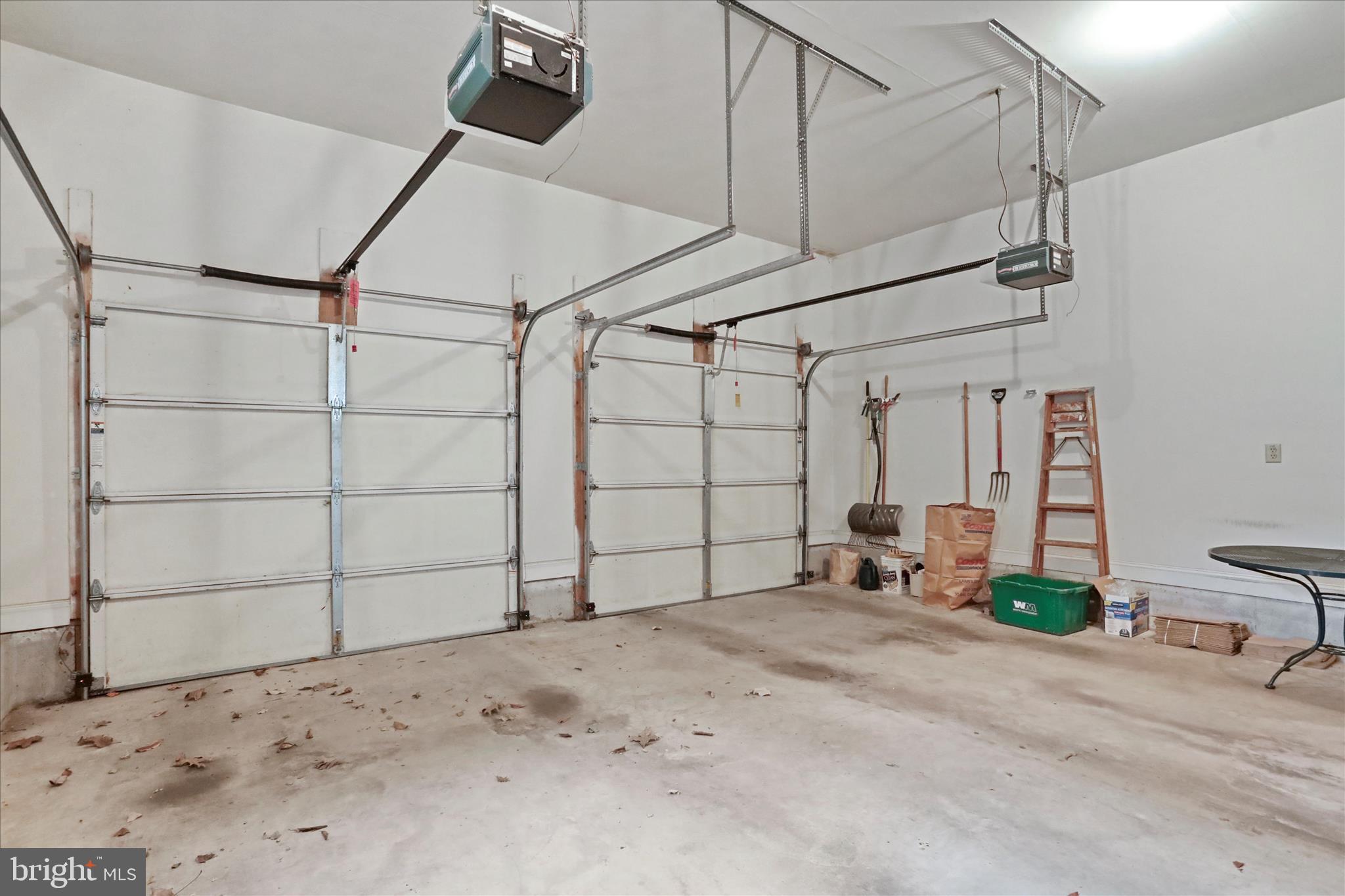 HERMITAGE - Residential