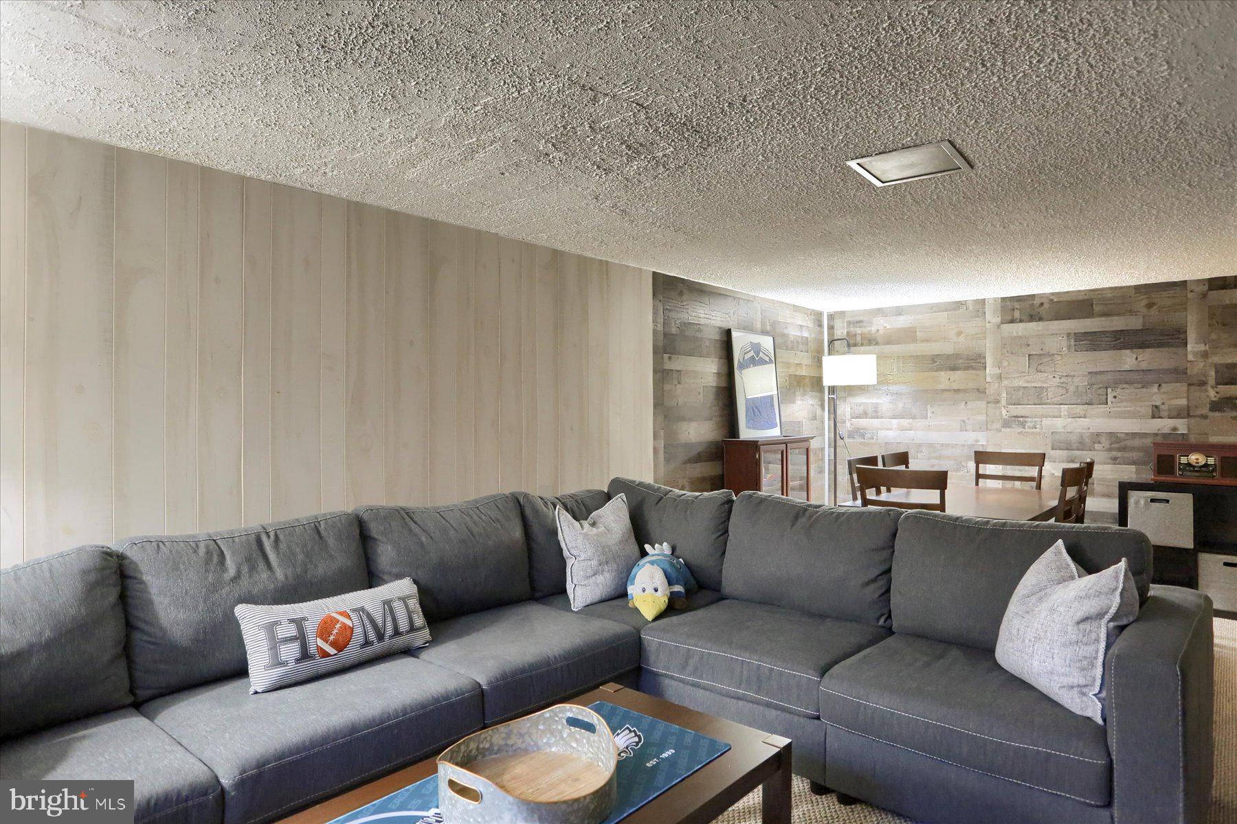 FAIRVIEW PARK - Residential