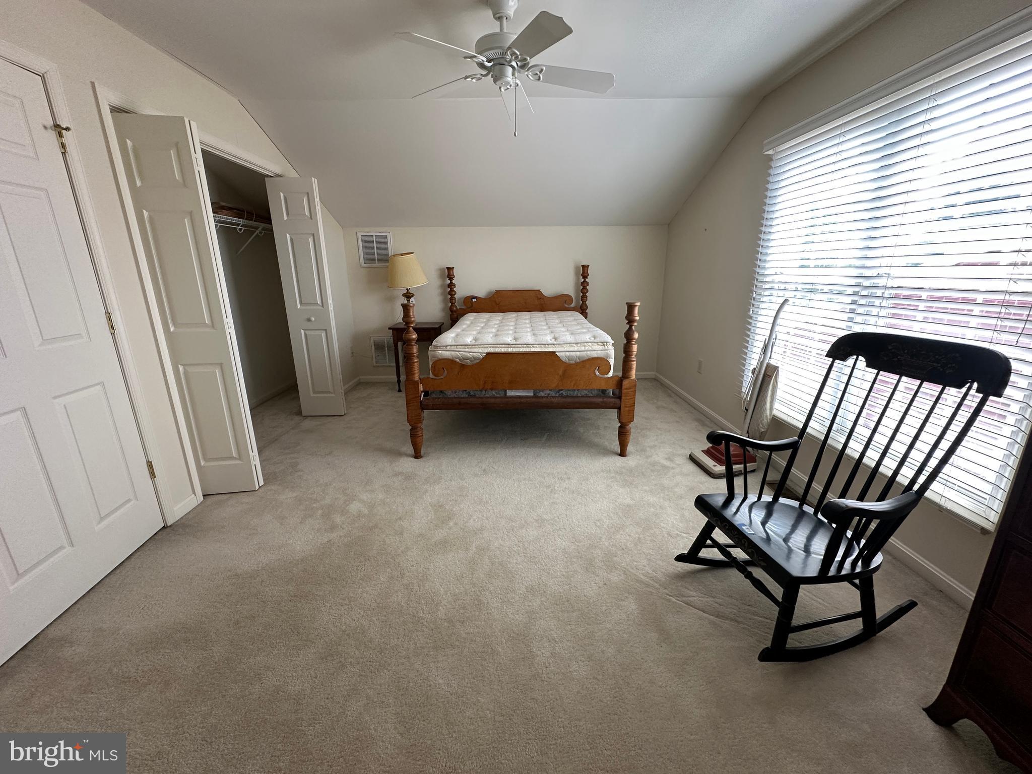 GREENWICH PARK - Residential