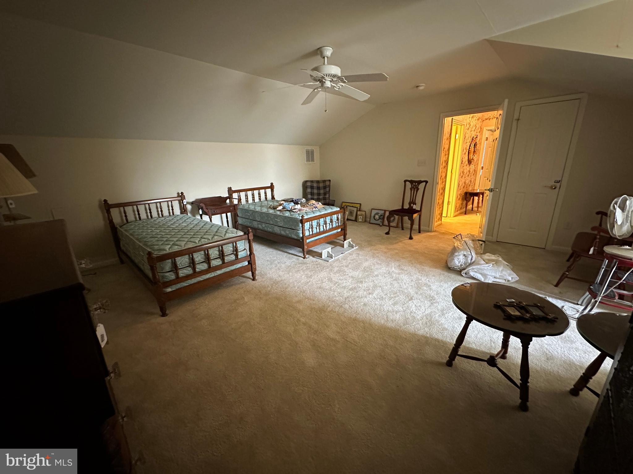 GREENWICH PARK - Residential