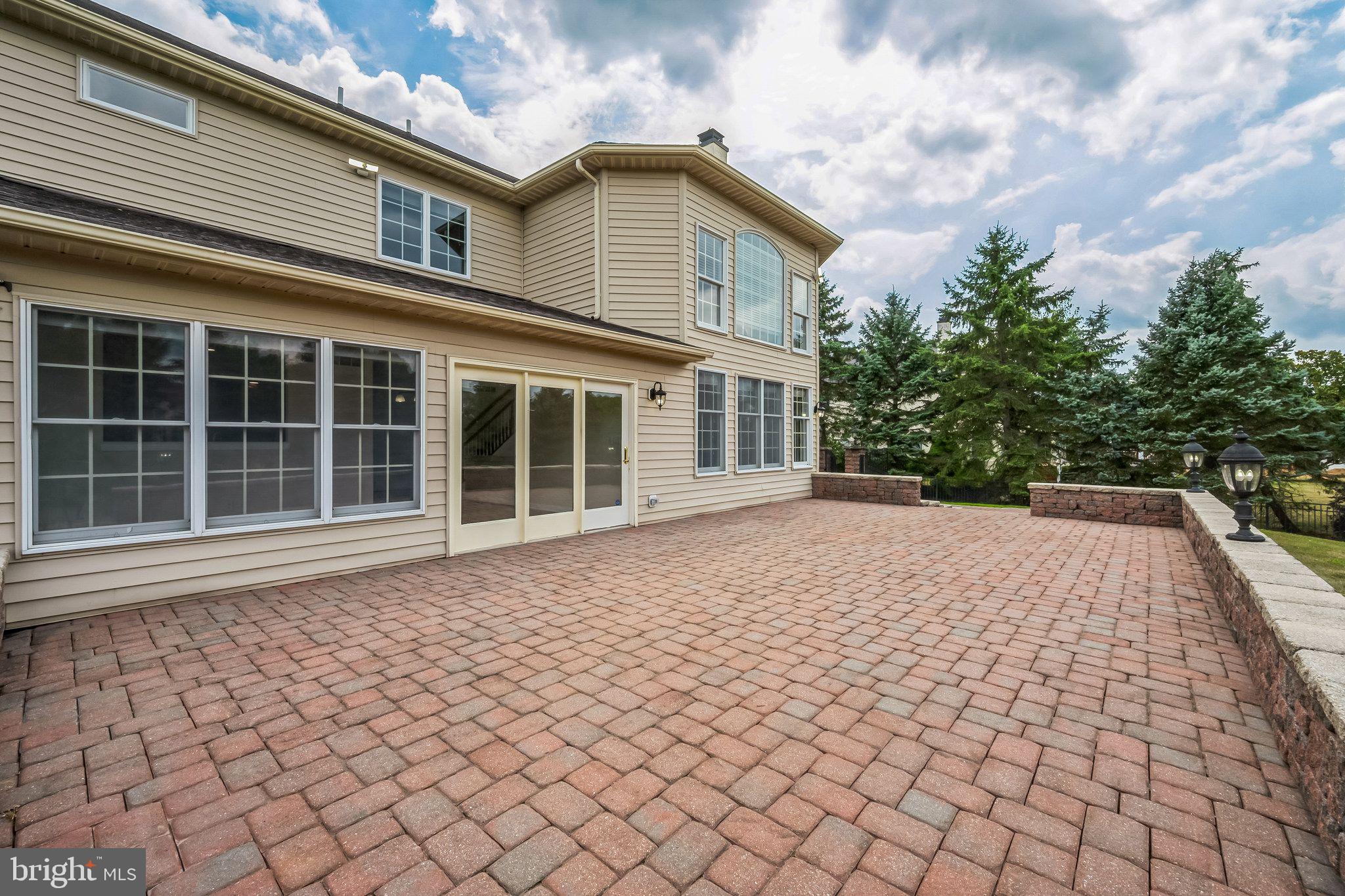 DEVONSHIRE - Residential