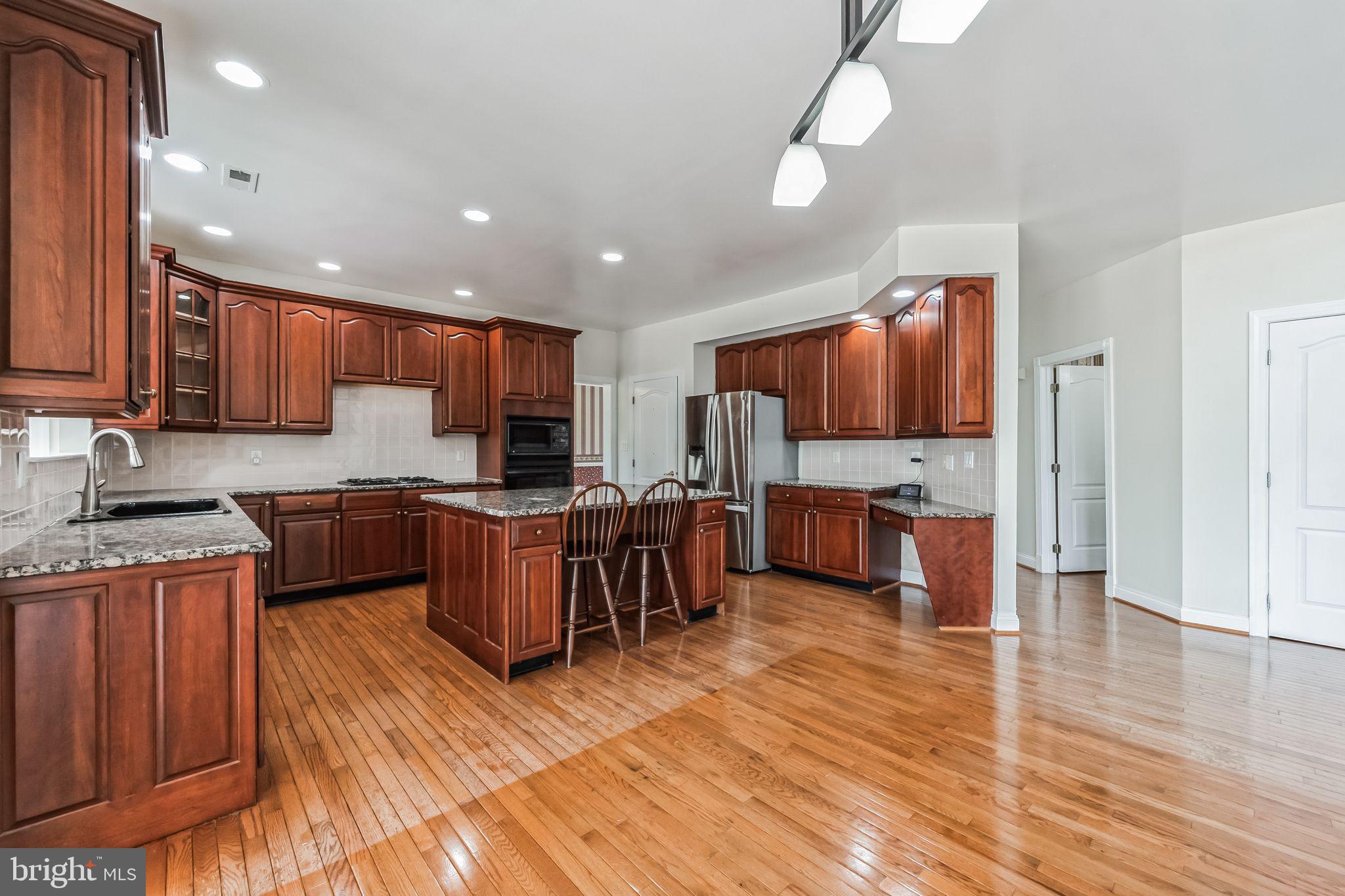 DEVONSHIRE - Residential