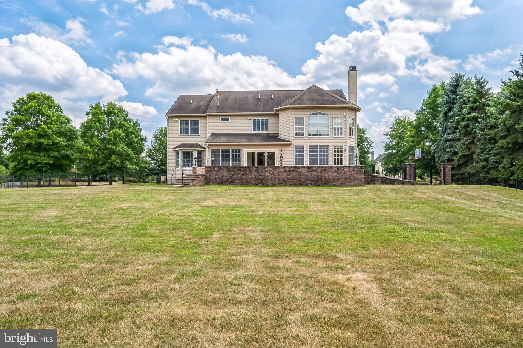 DEVONSHIRE - Residential