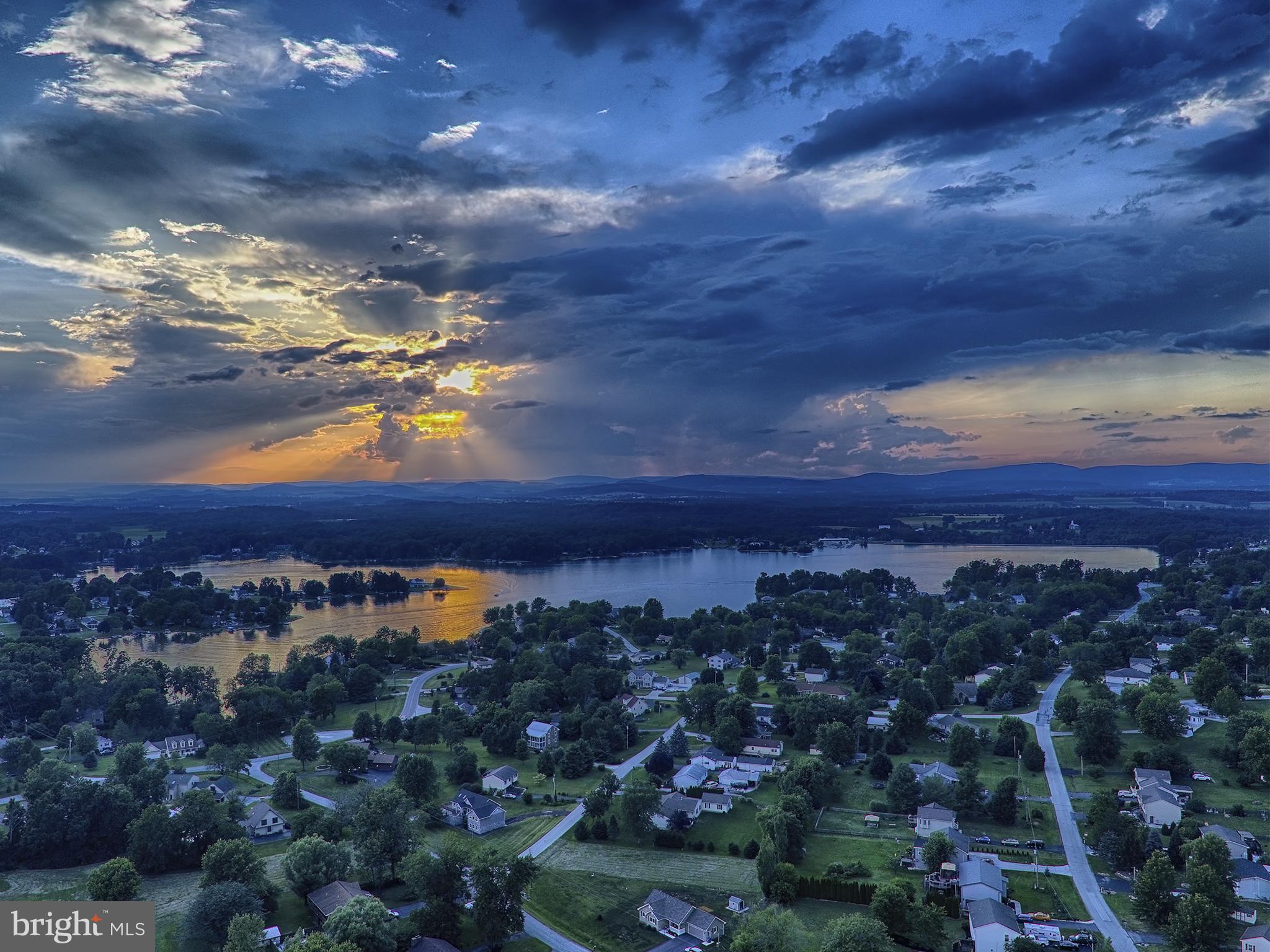 LAKE MEADE - Residential