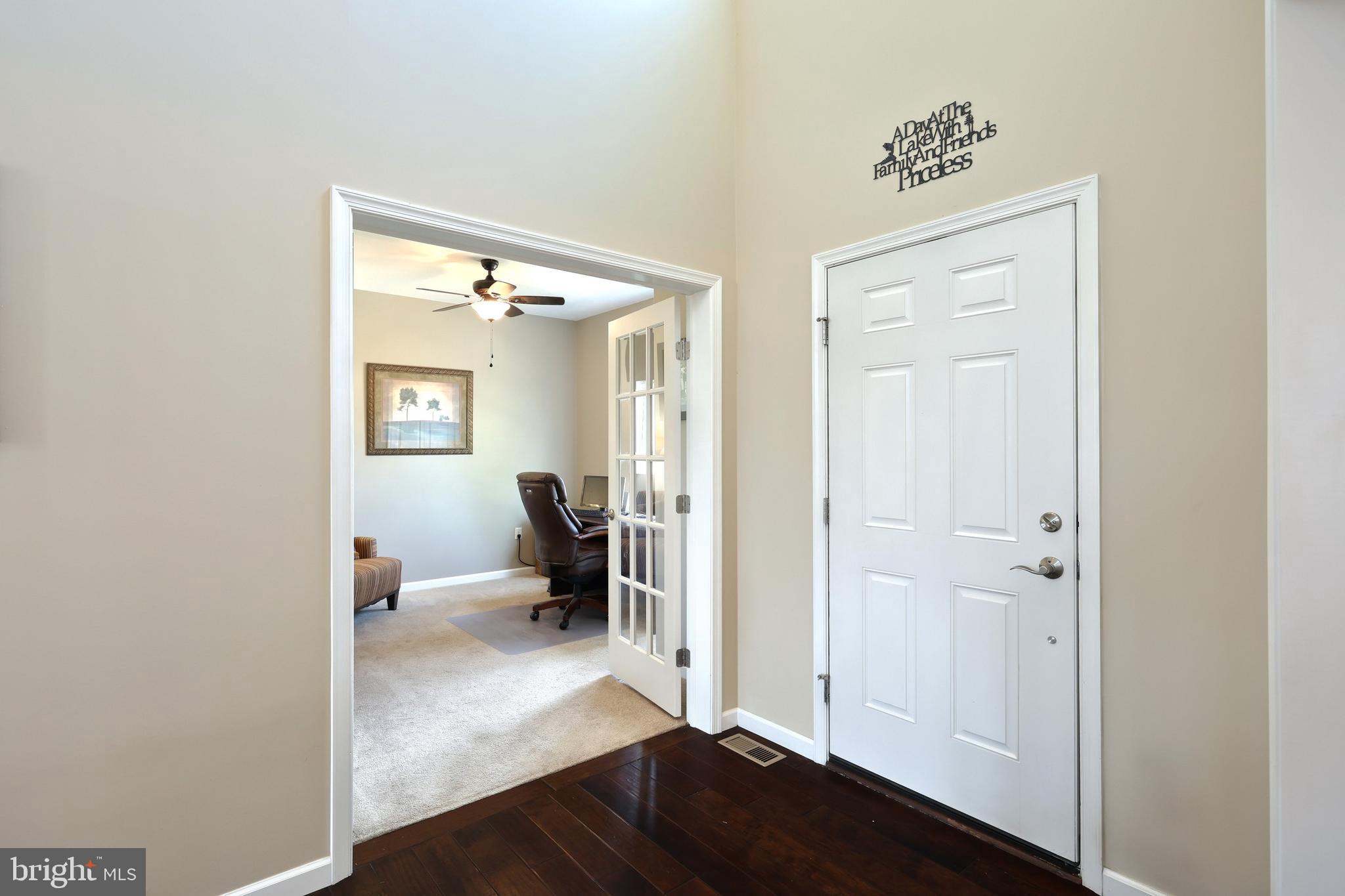 LAKE MEADE - Residential