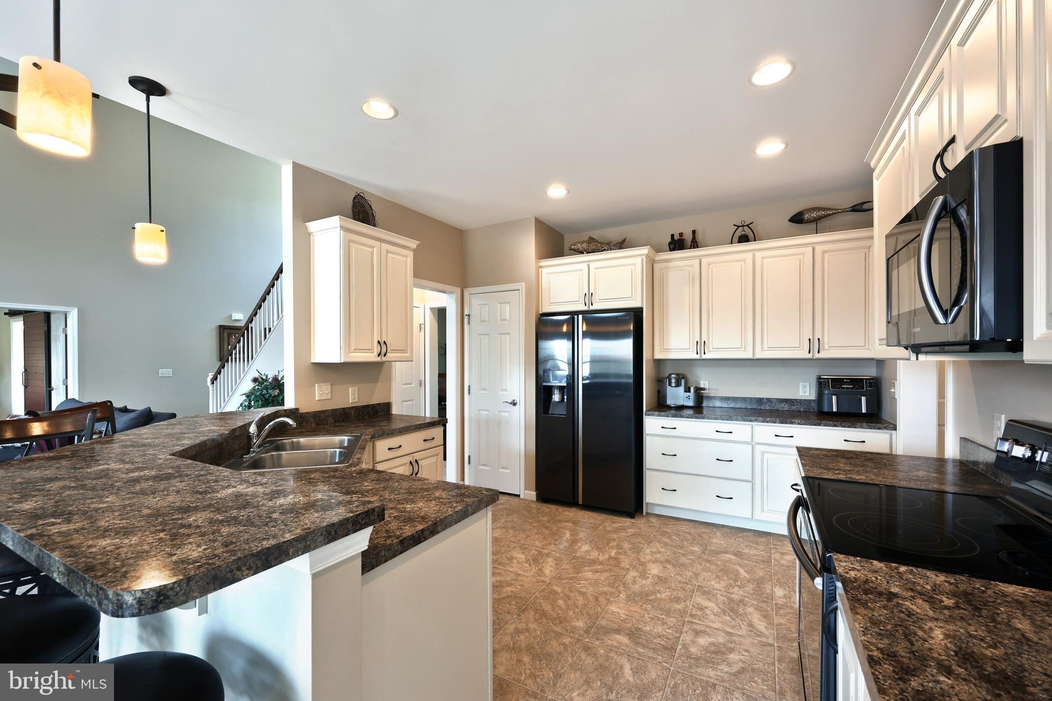 LAKE MEADE - Residential