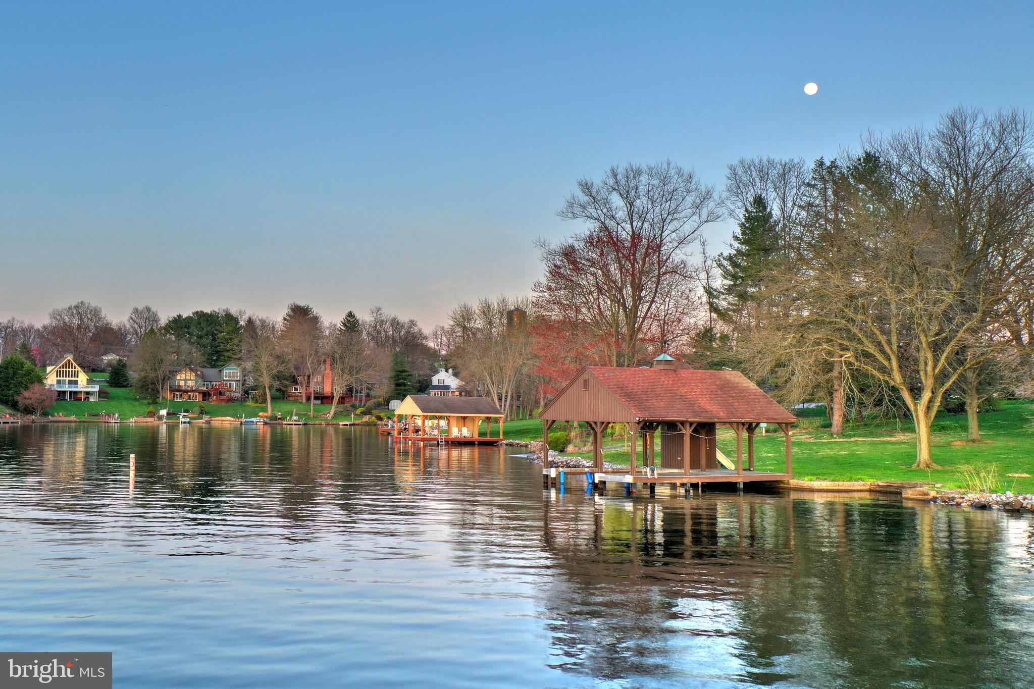 LAKE MEADE - Residential
