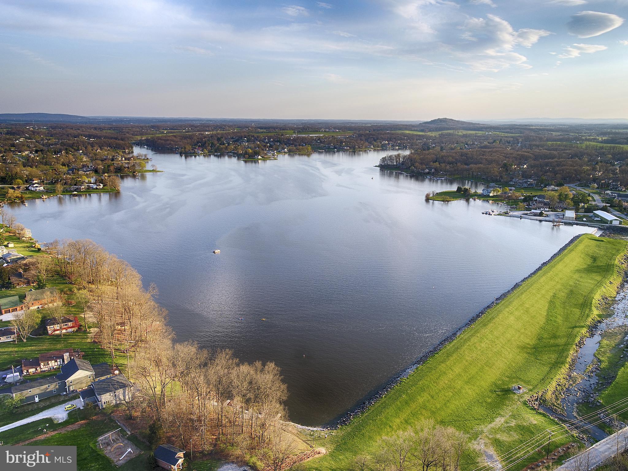 LAKE MEADE - Residential