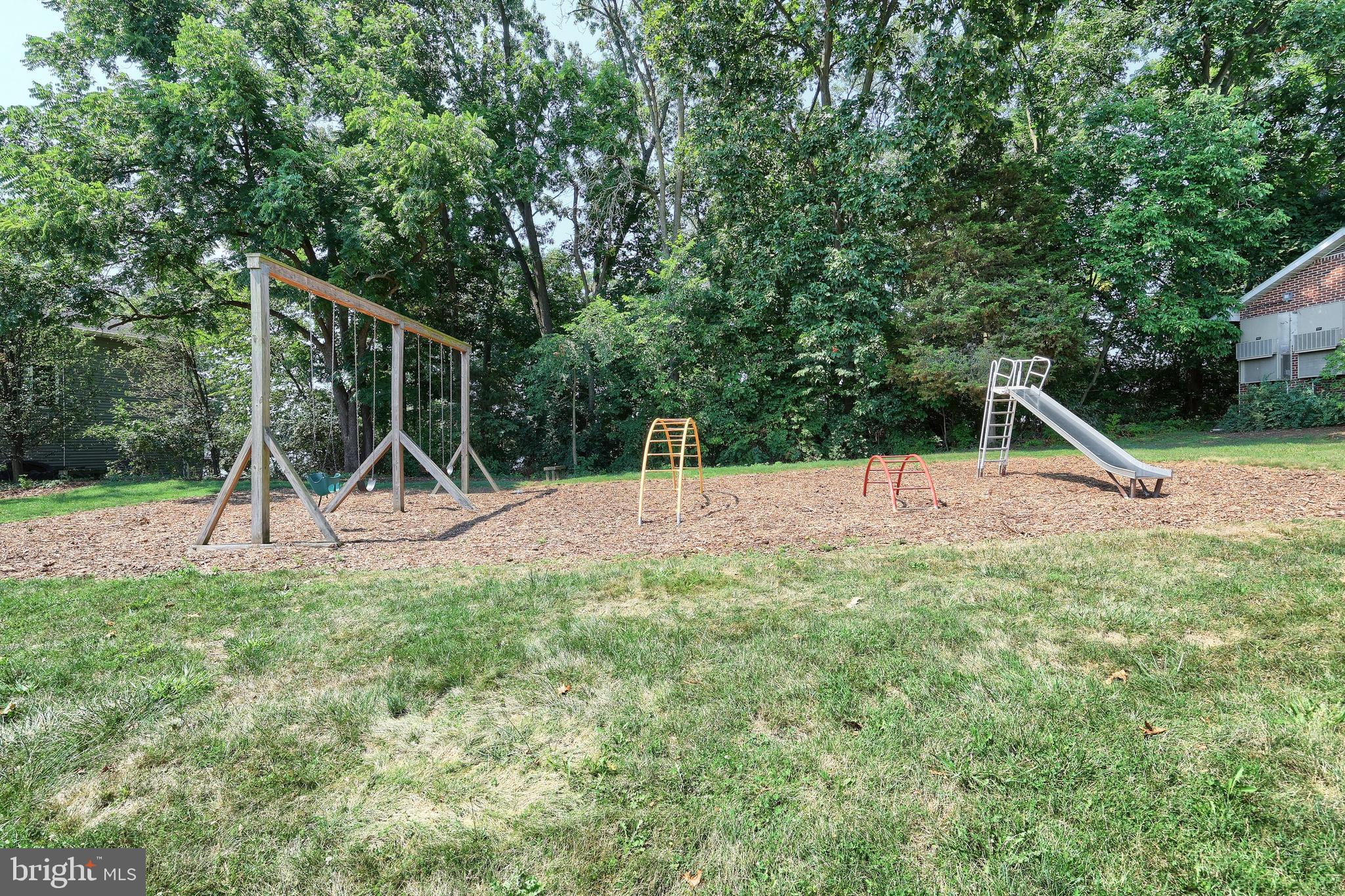 LAKE MEADE - Residential