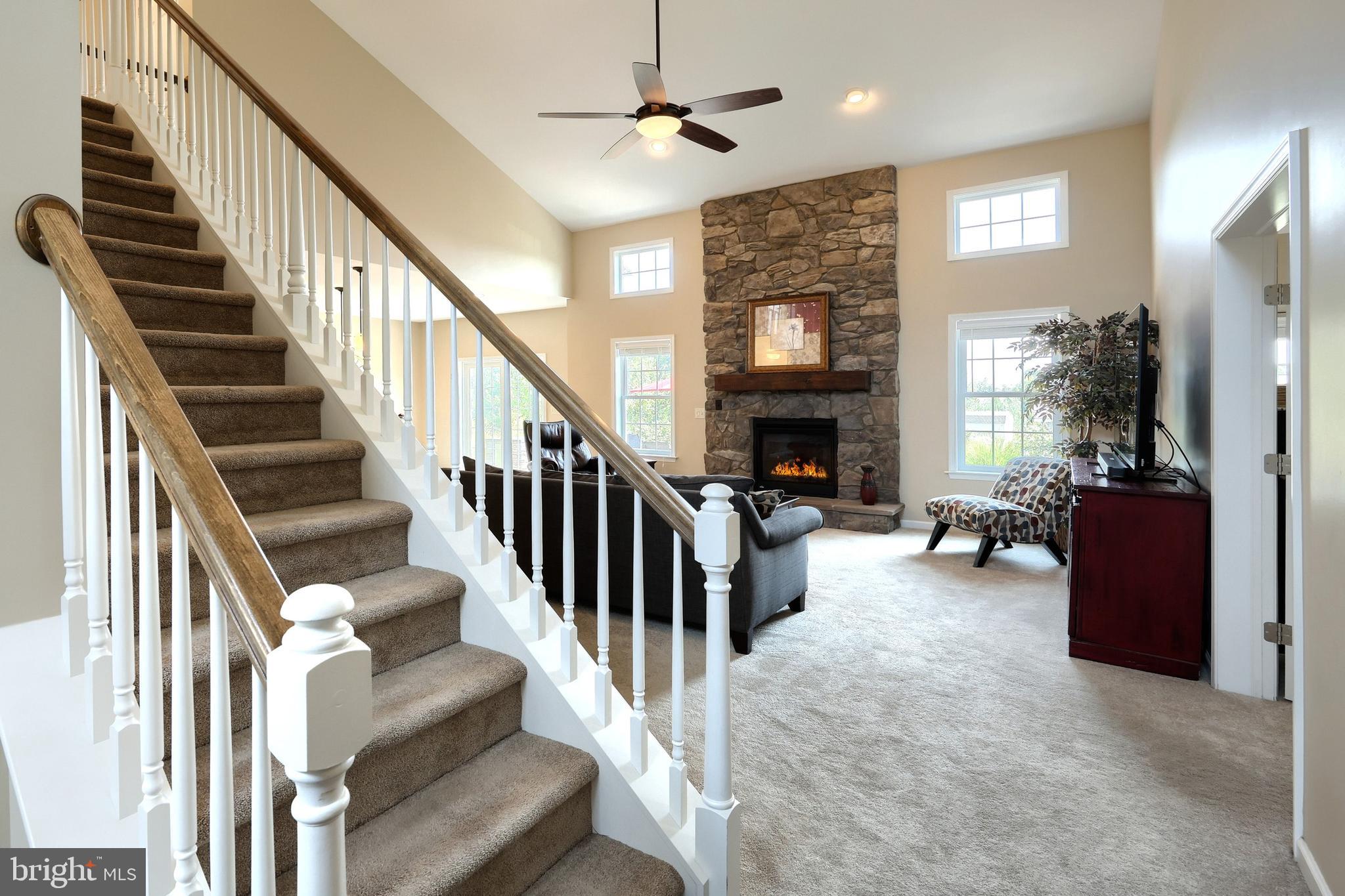 LAKE MEADE - Residential