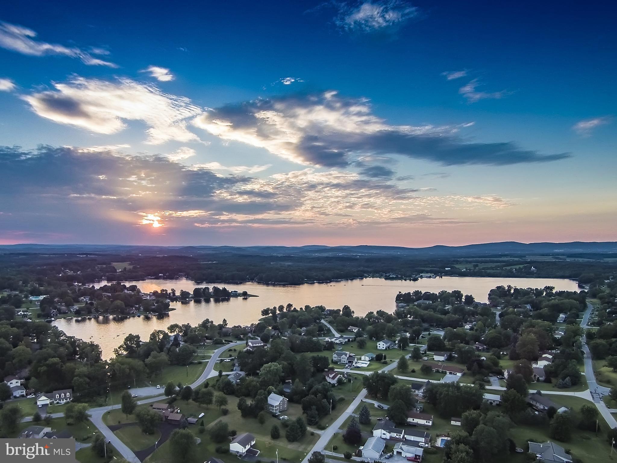 LAKE MEADE - Residential