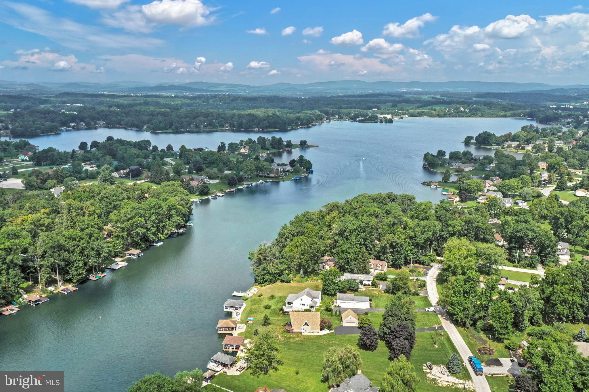 LAKE MEADE - Residential