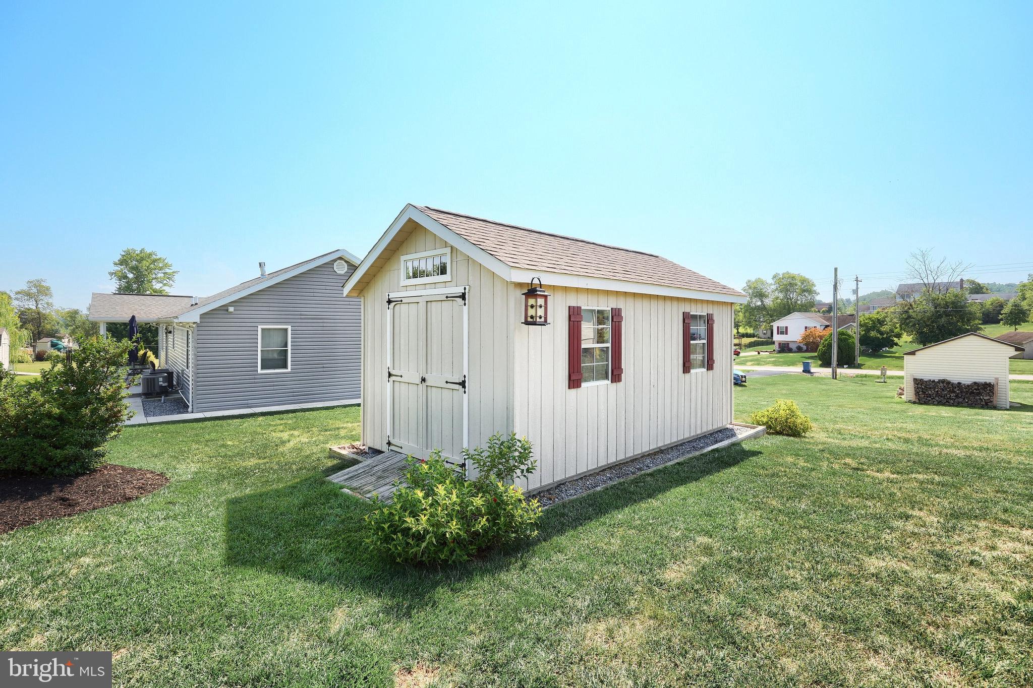 LAKE MEADE - Residential