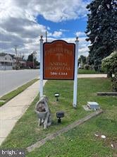 304 N CHESTER PIKE