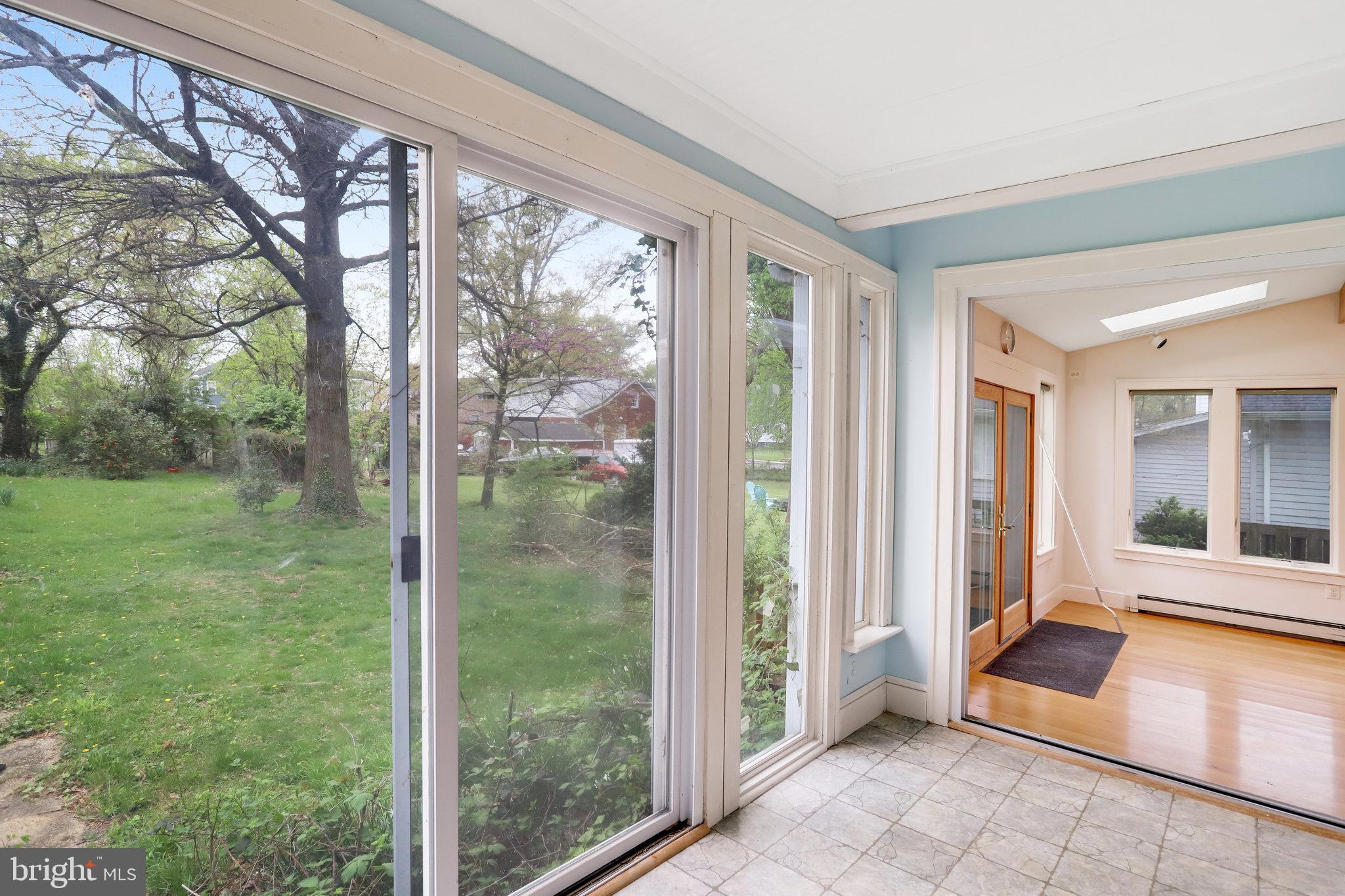 DOUGLAS PARK - Residential Lease