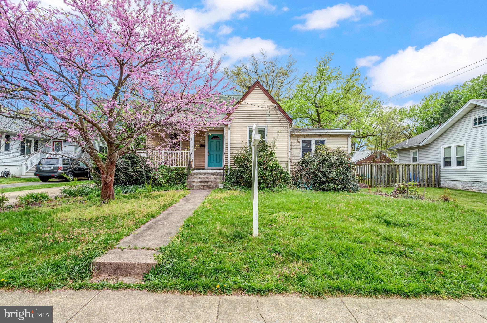 DOUGLAS PARK - Residential Lease