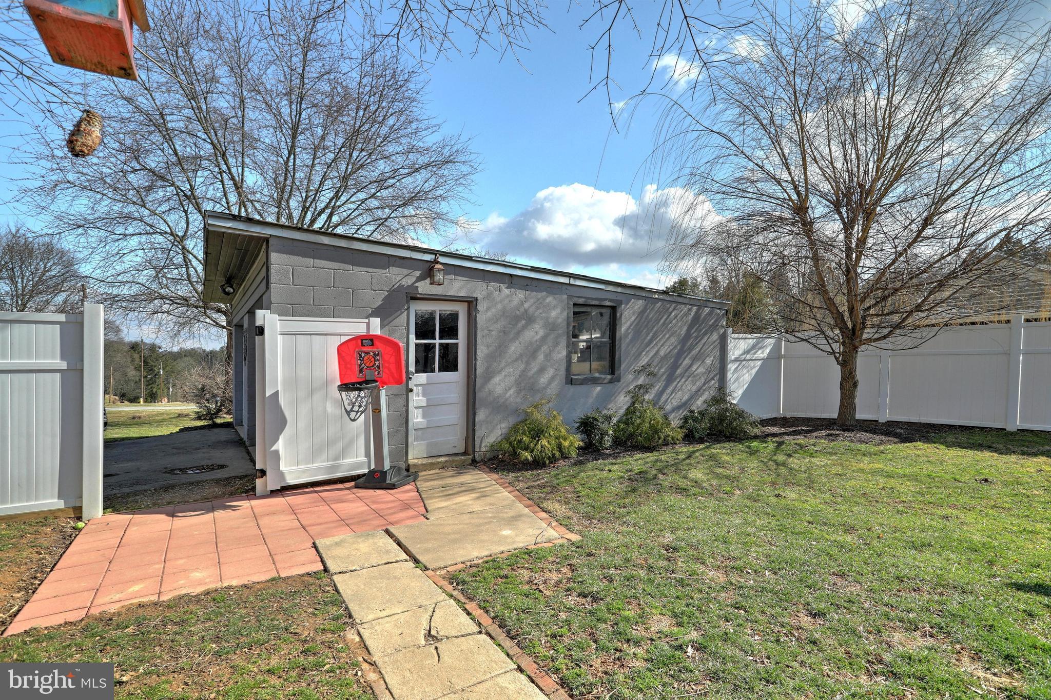 JACOBUS BORO - Residential