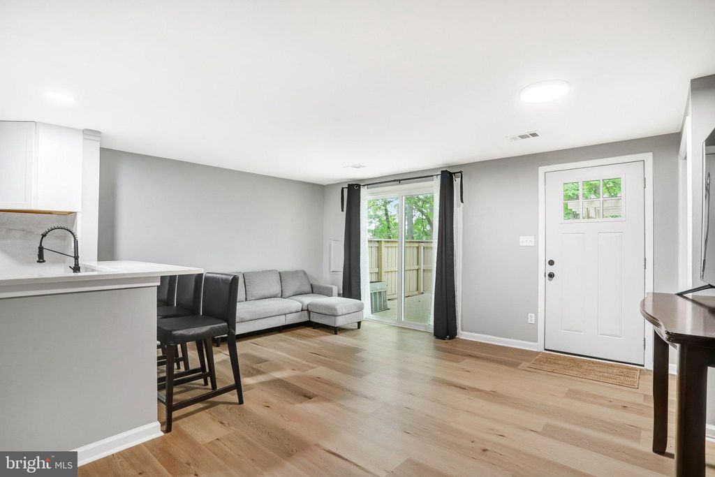 Photo of 8852 Welbeck Way, MONTGOMERY VILLAGE, MD 20886 (MLS # MDMC2233272)