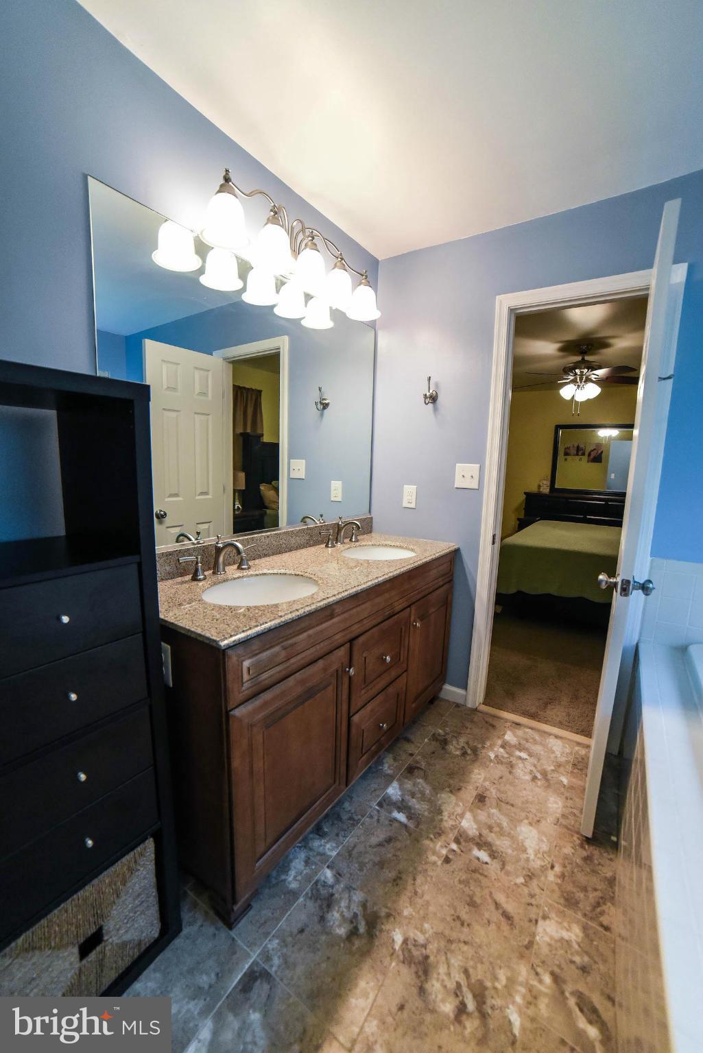 VICTORIAS GRANT - Residential