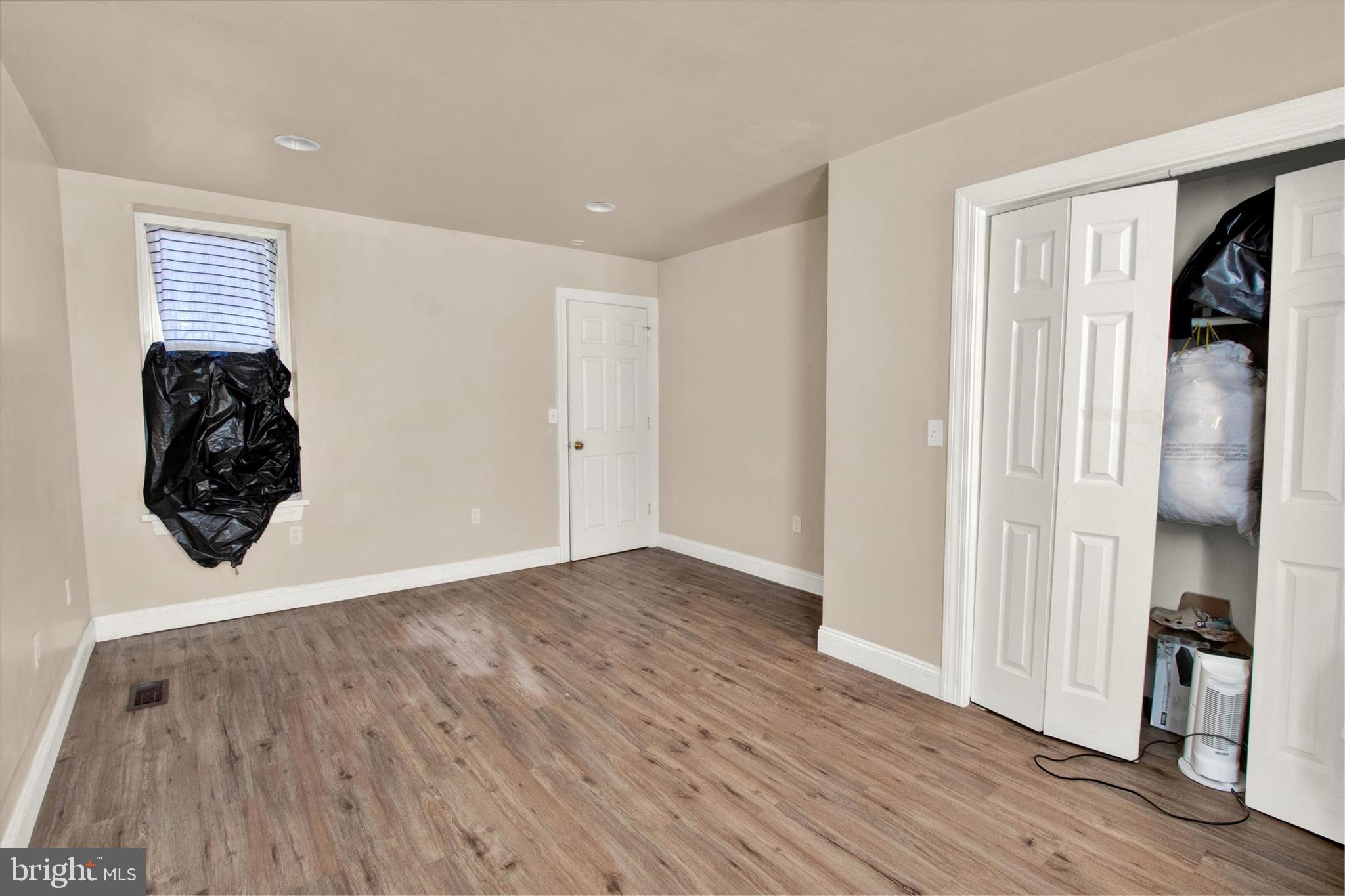 READING - Residential Lease