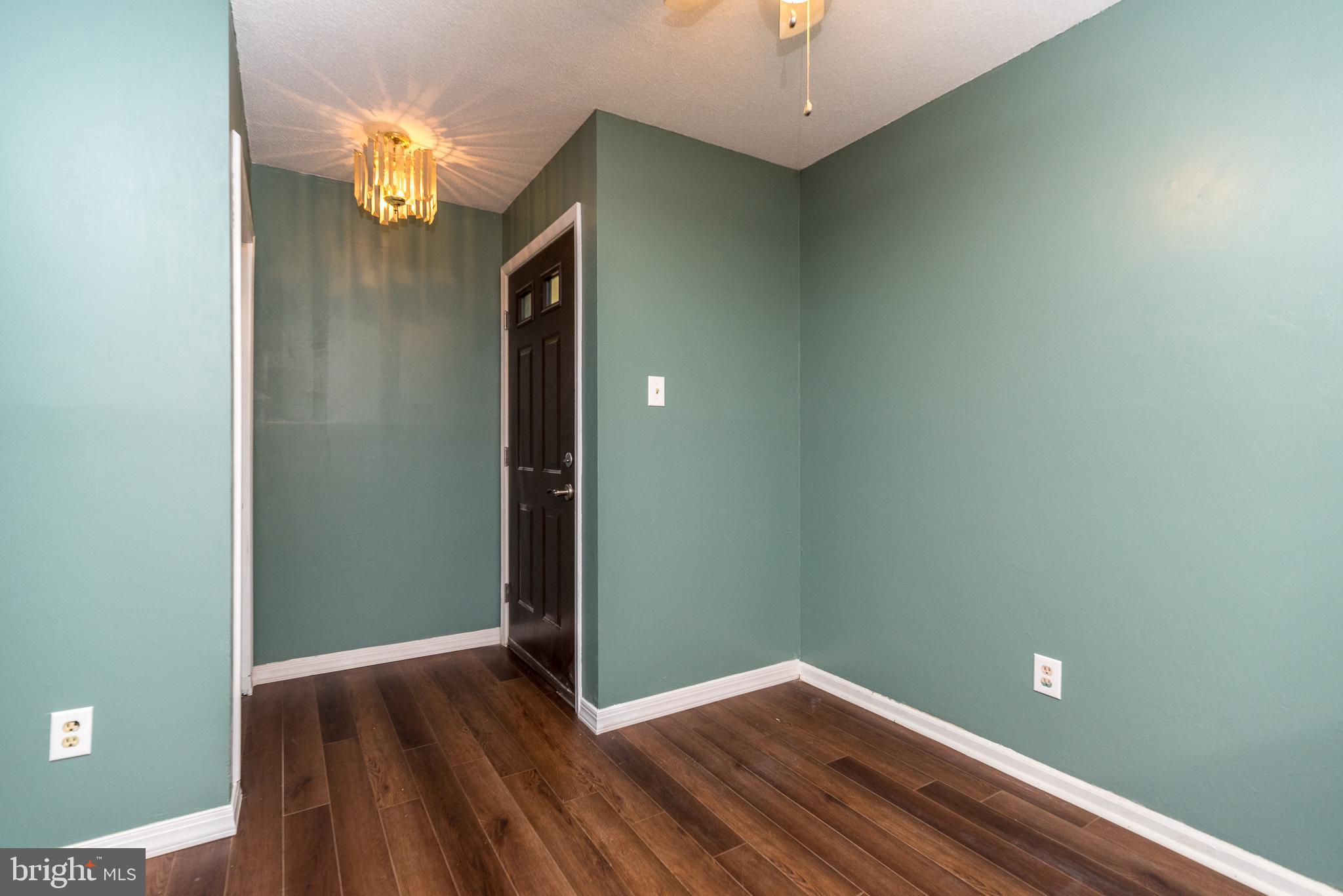 CHATHAM VIL OF TOW - Residential Lease