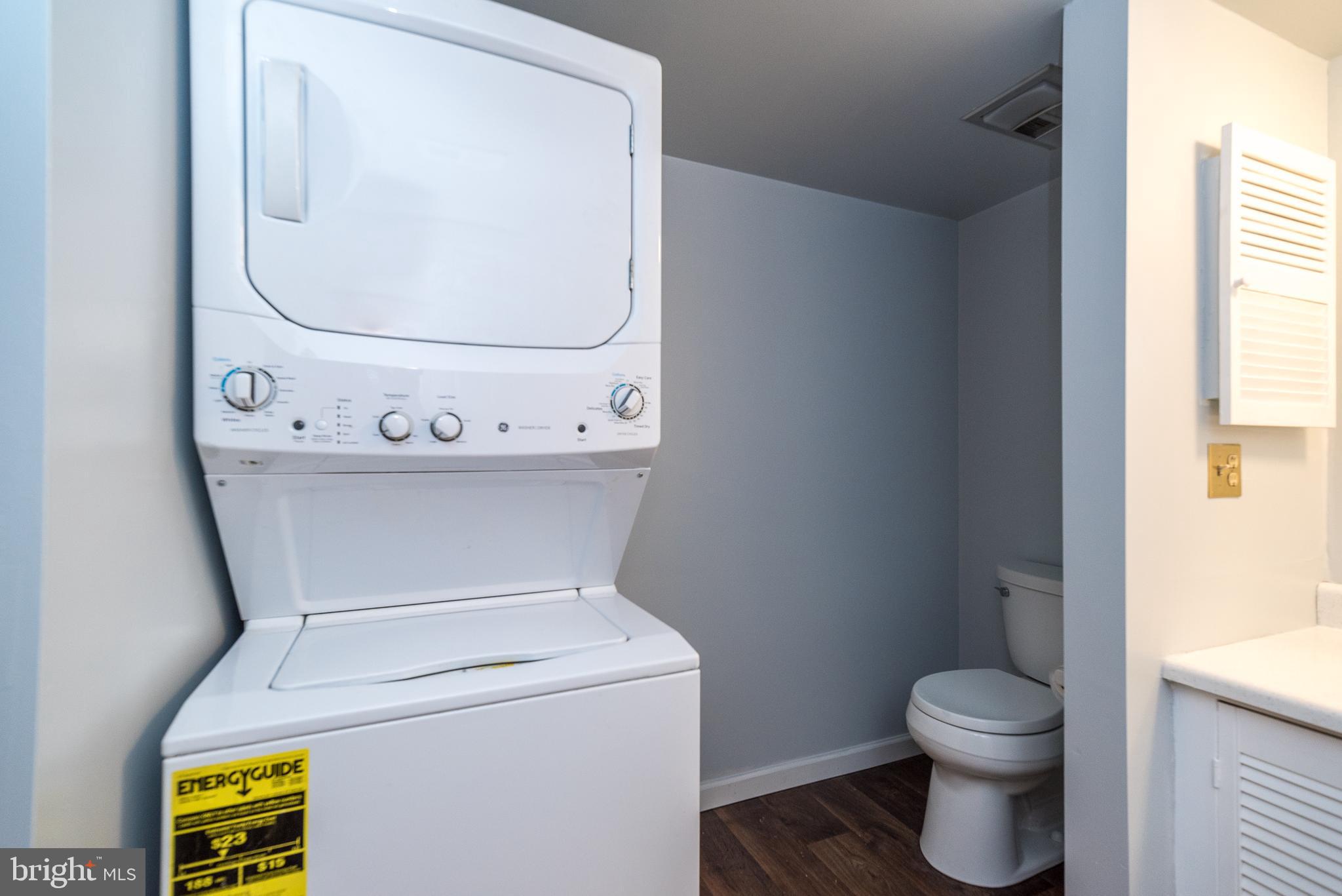 CHATHAM VIL OF TOW - Residential Lease