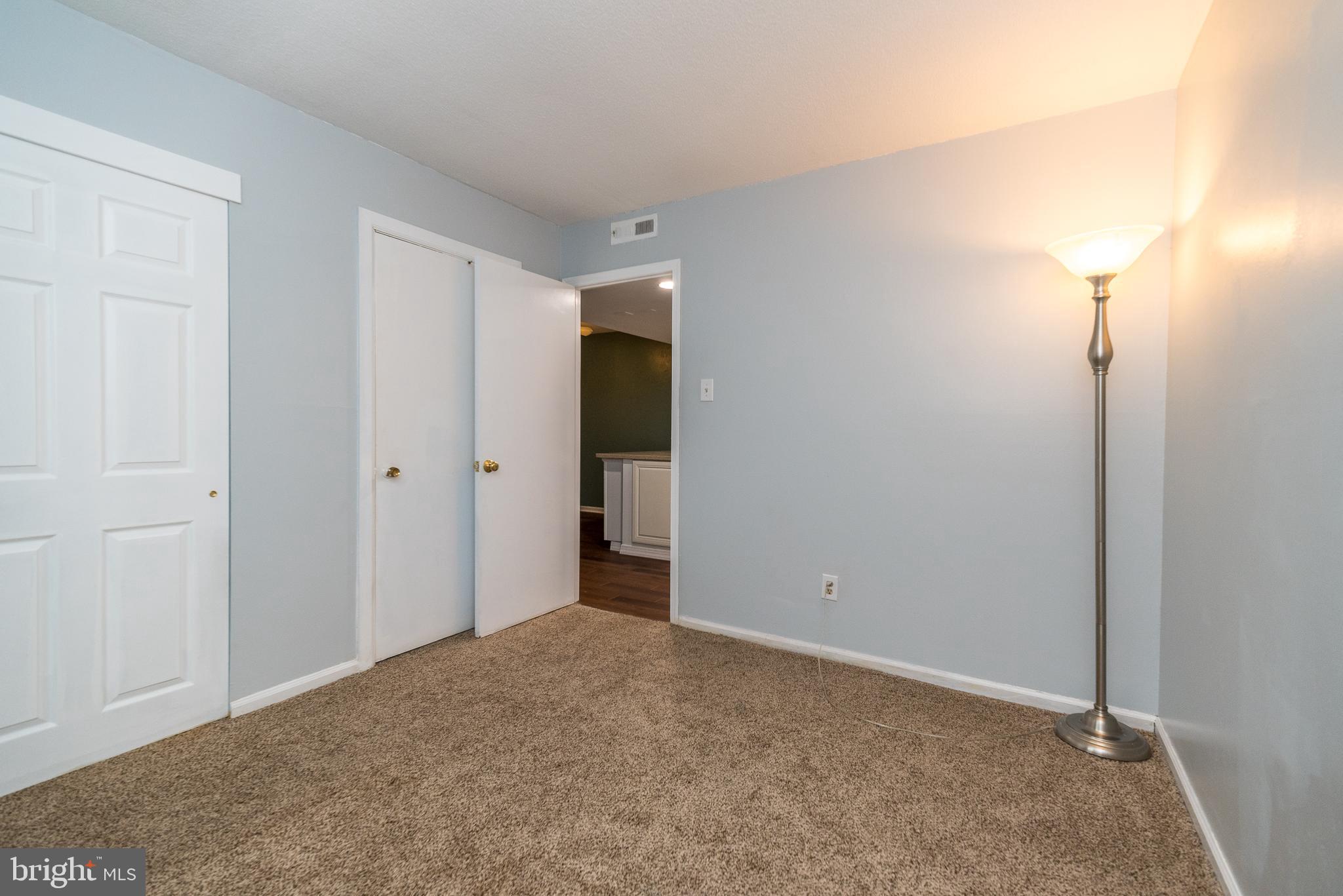 CHATHAM VIL OF TOW - Residential Lease