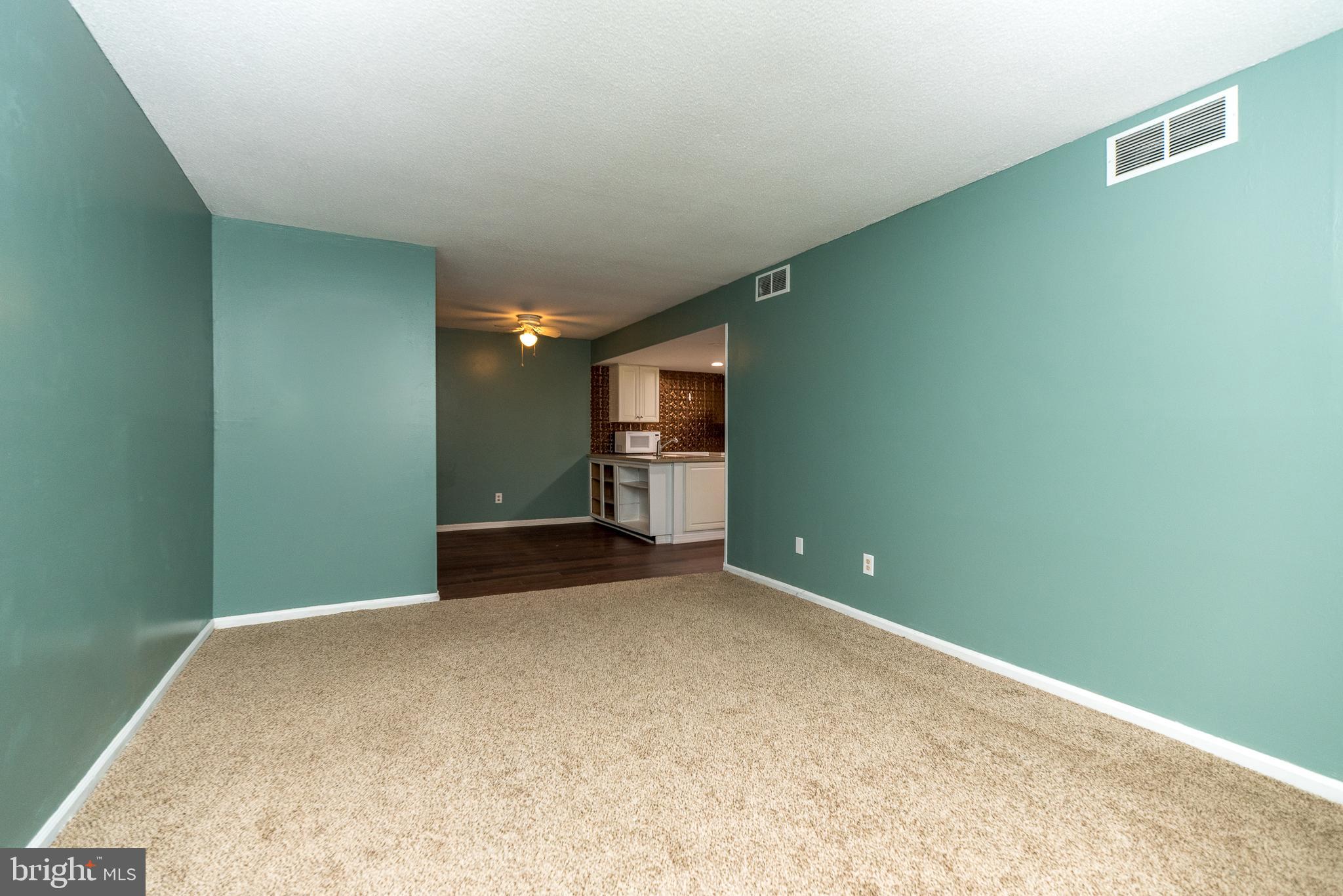 CHATHAM VIL OF TOW - Residential Lease