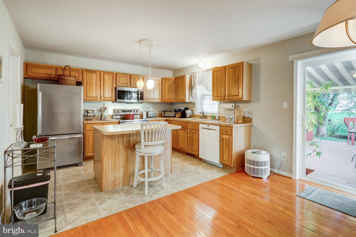 111 RED MAPLE LANE