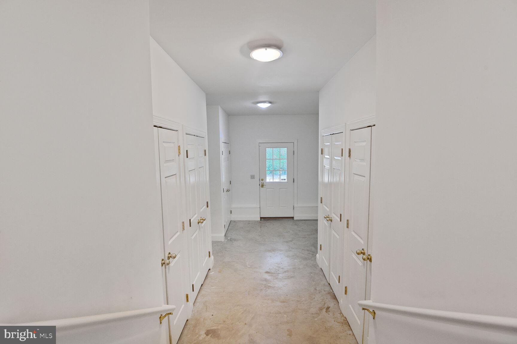 ROYAL OAK - Residential