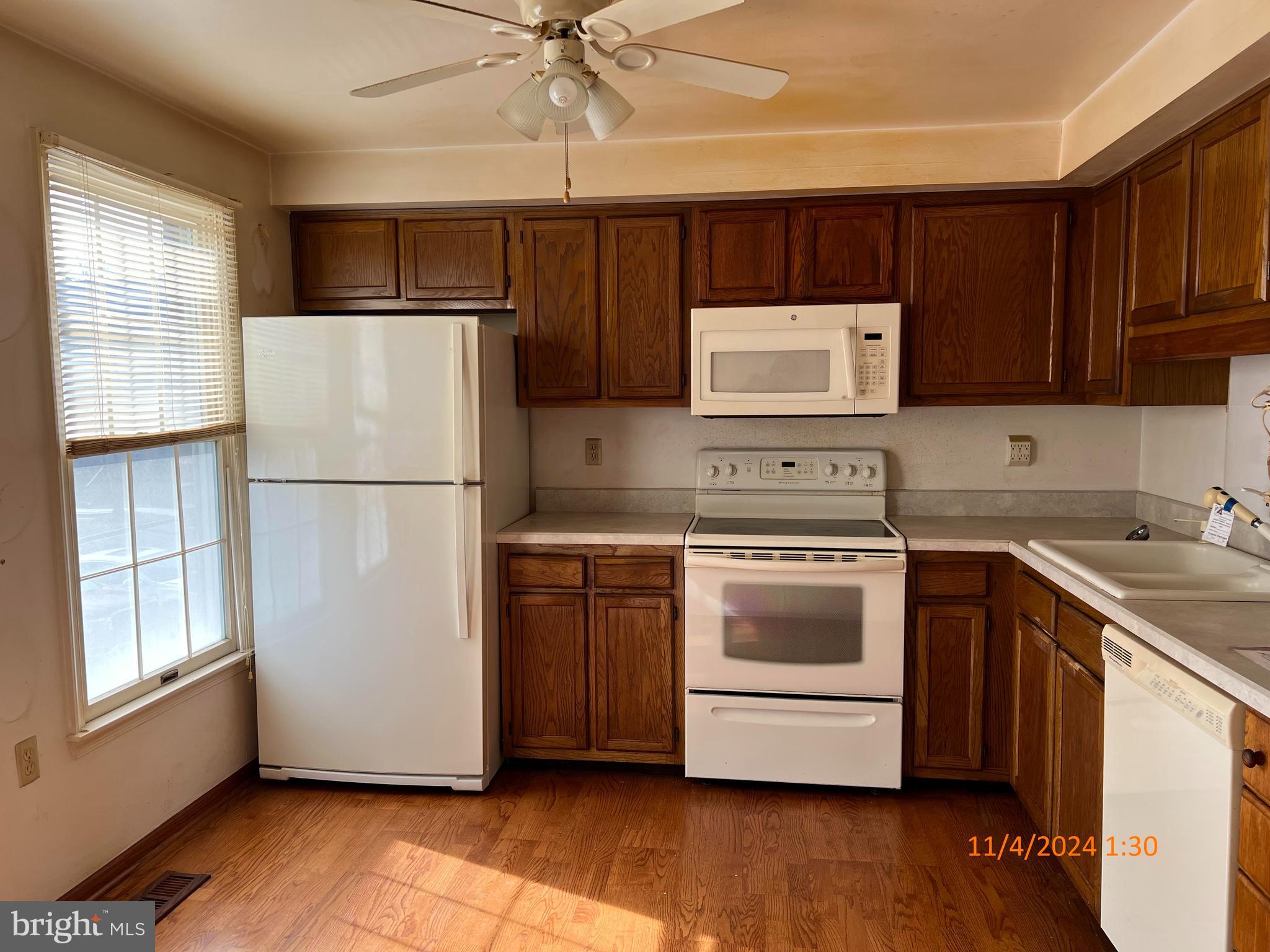 COLONY VILLAGE - Residential