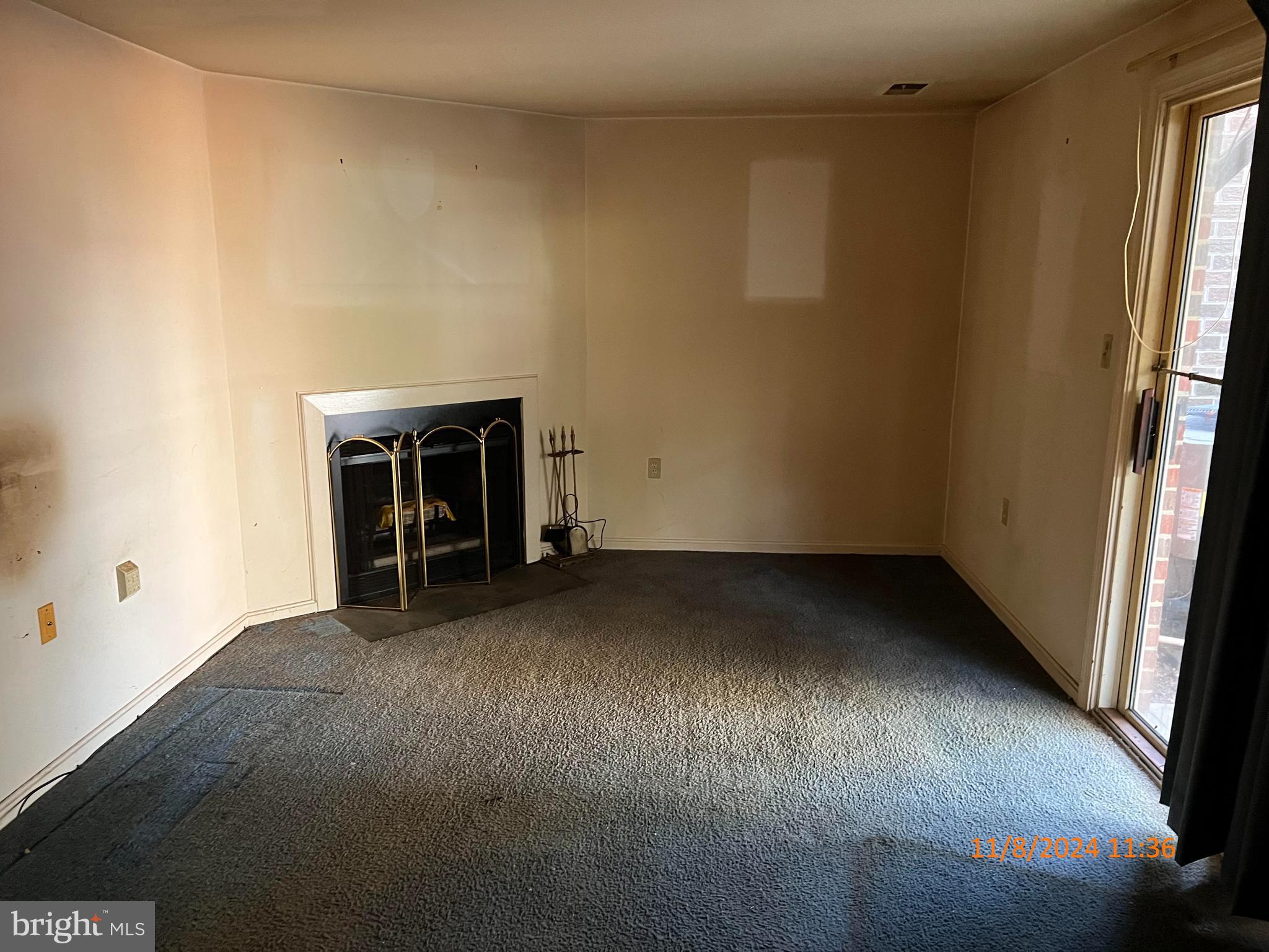 COLONY VILLAGE - Residential