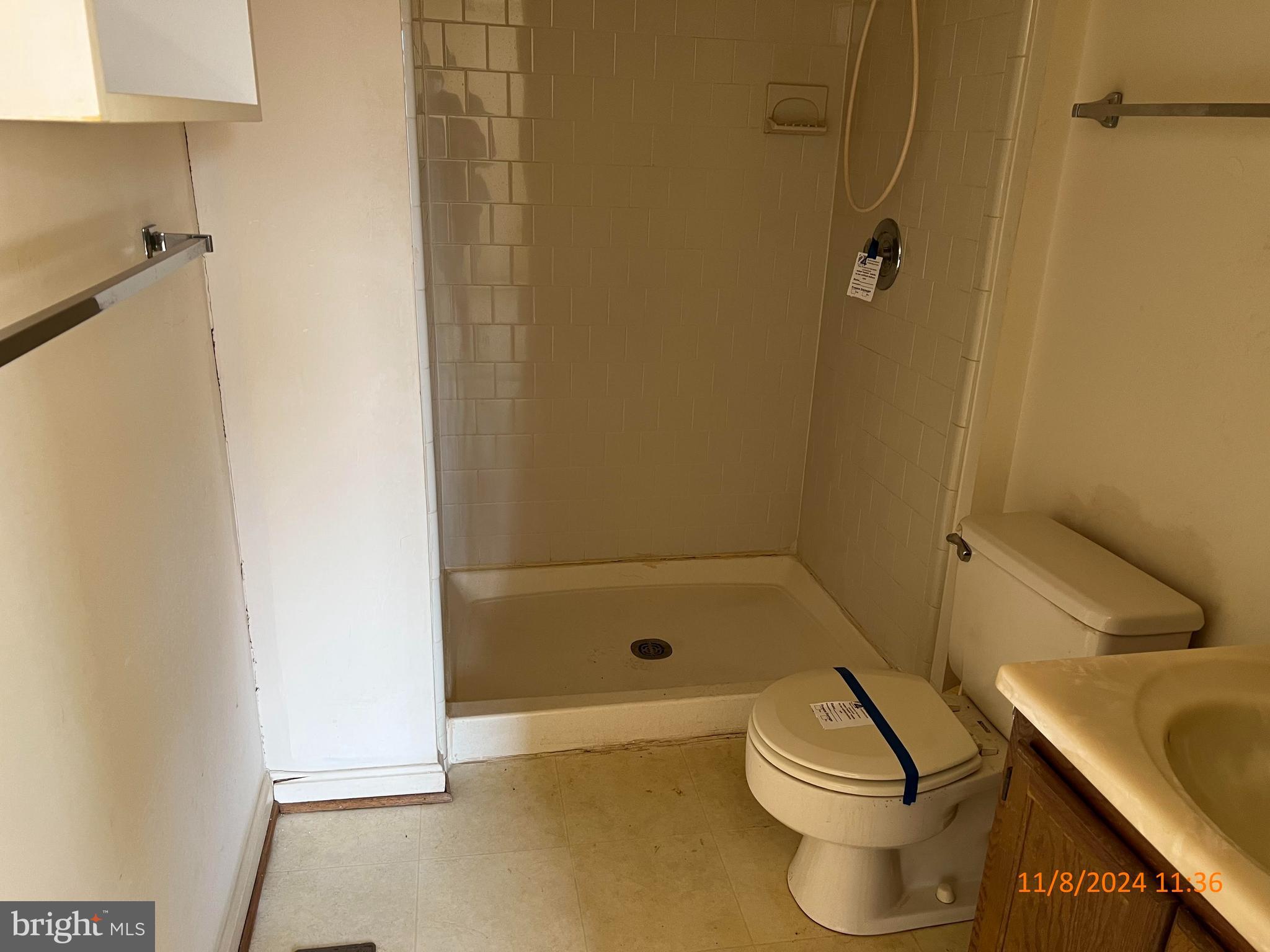 COLONY VILLAGE - Residential