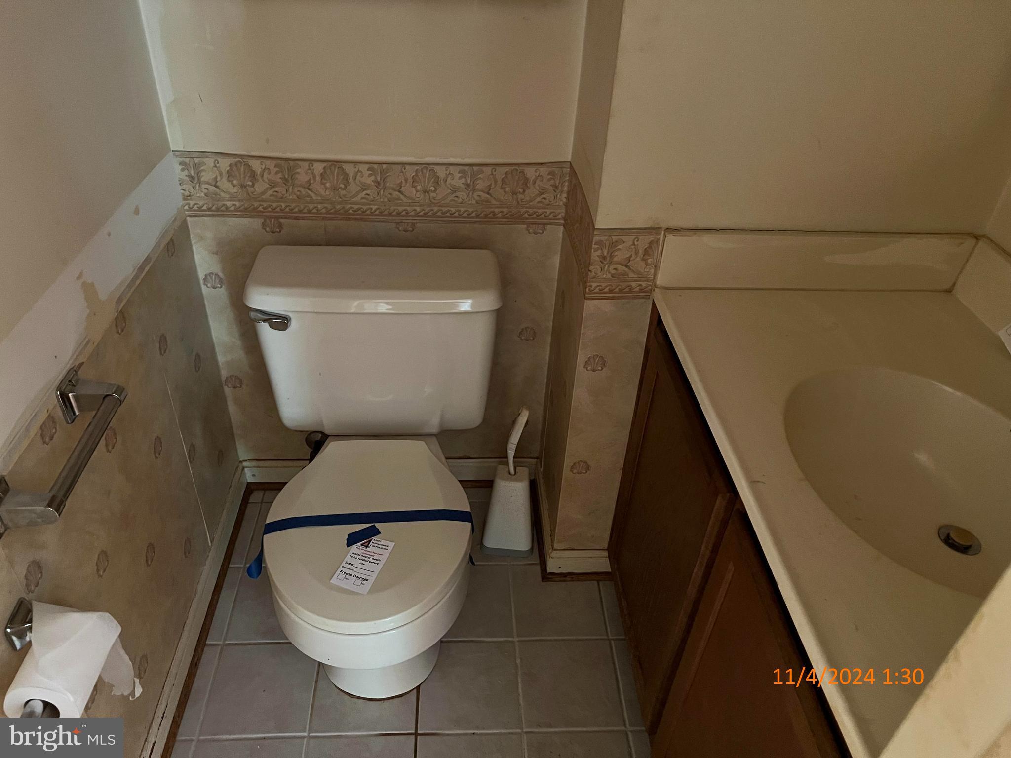 COLONY VILLAGE - Residential