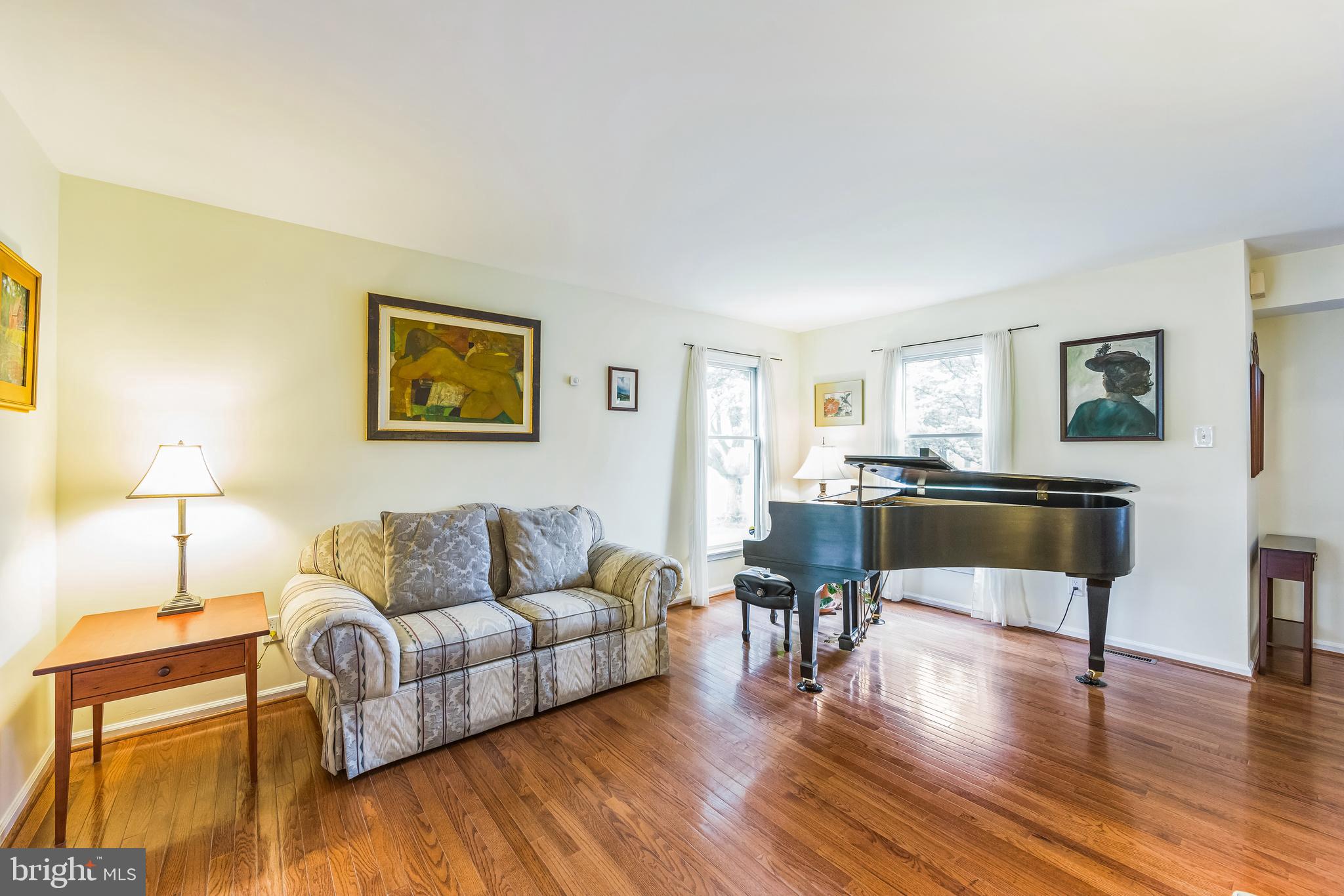 502 SUMMERCROFT DRIVE