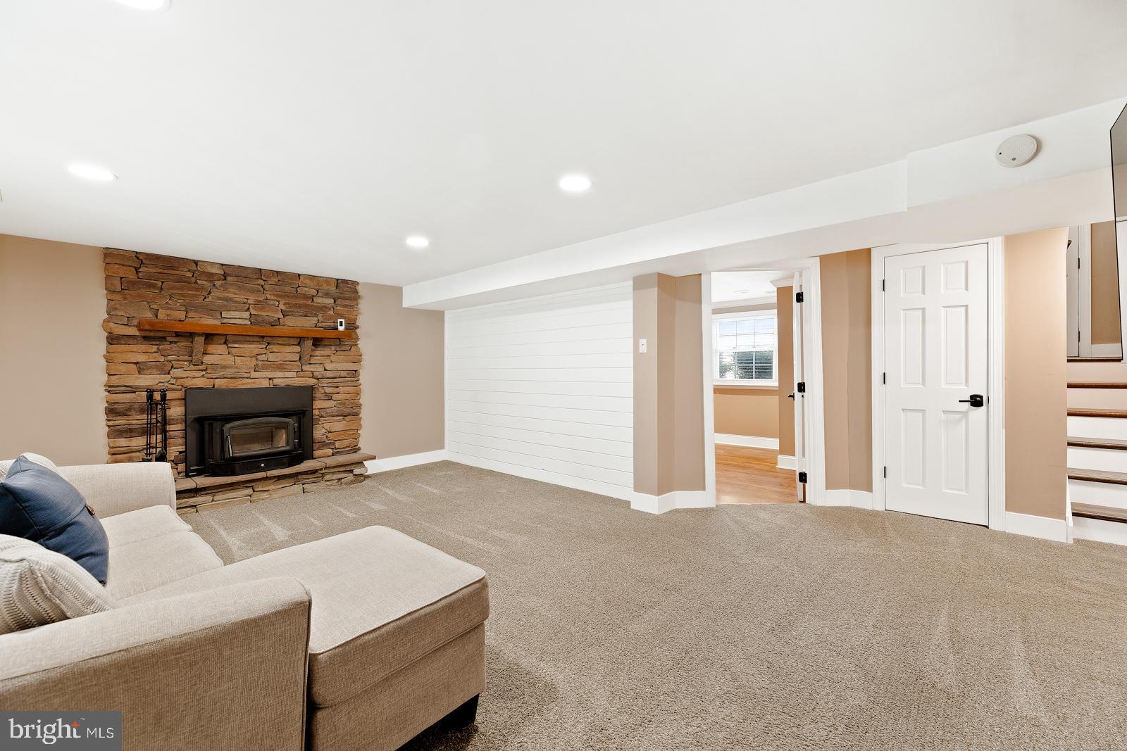 PALOMINO FARMS - Residential