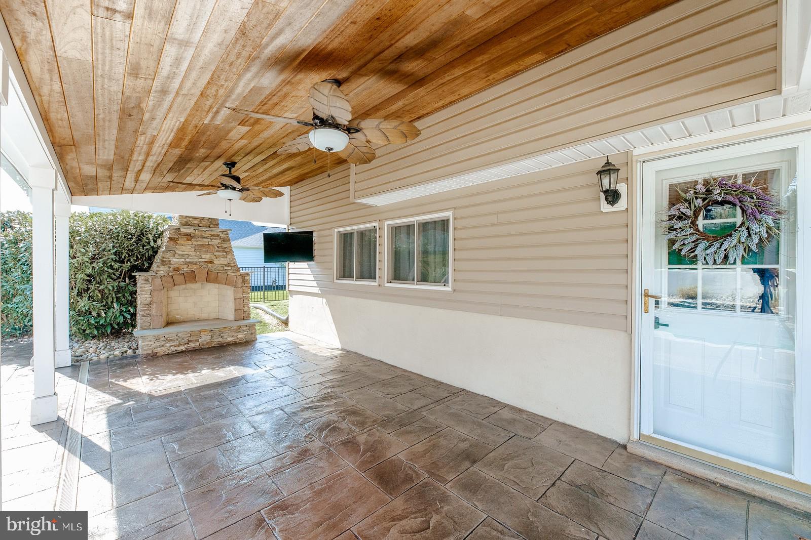 PALOMINO FARMS - Residential