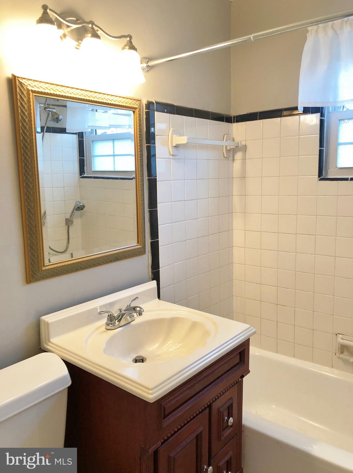 VIRGINIA HILLS - Residential