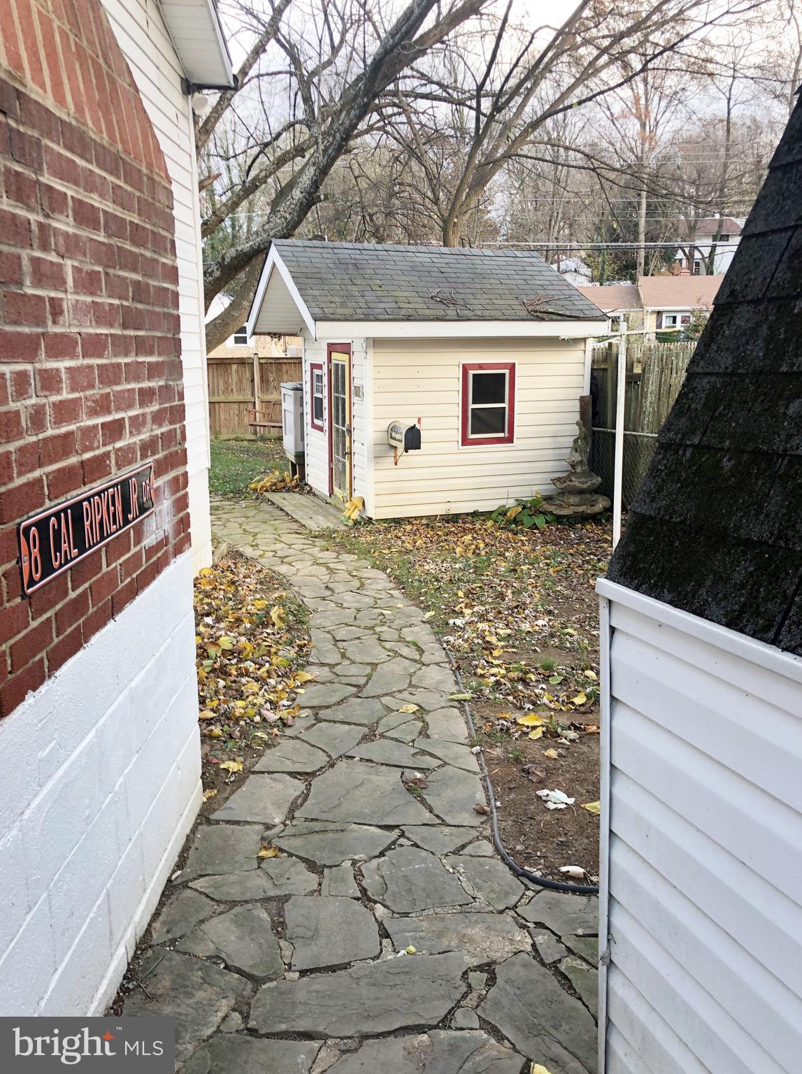 VIRGINIA HILLS - Residential