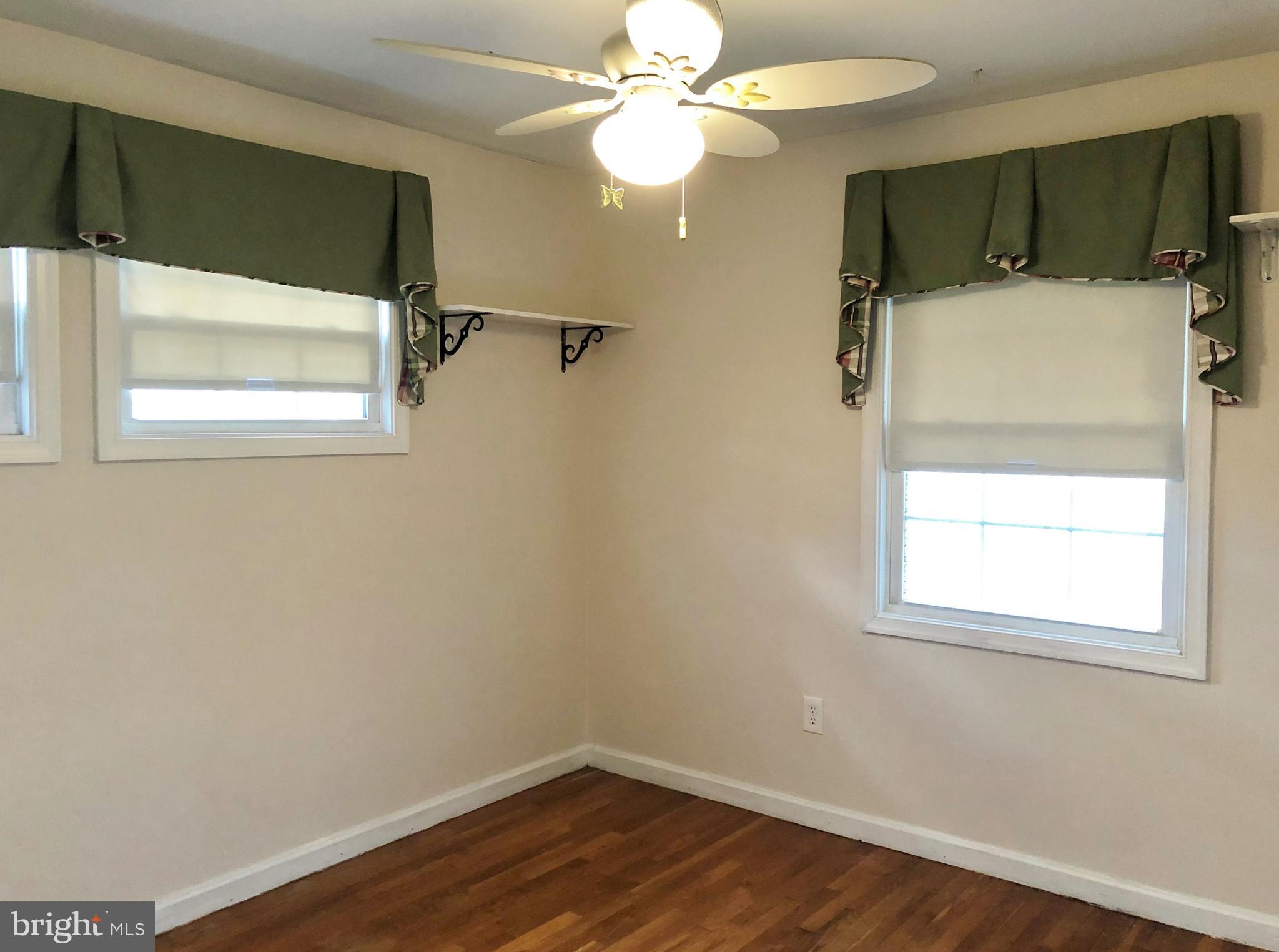 VIRGINIA HILLS - Residential