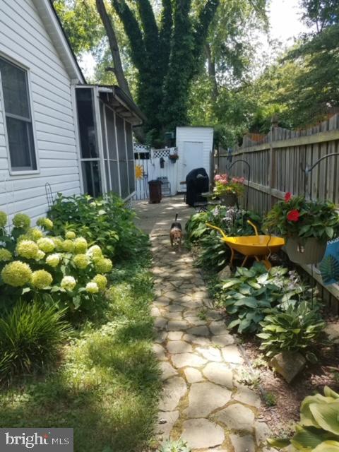 VIRGINIA HILLS - Residential