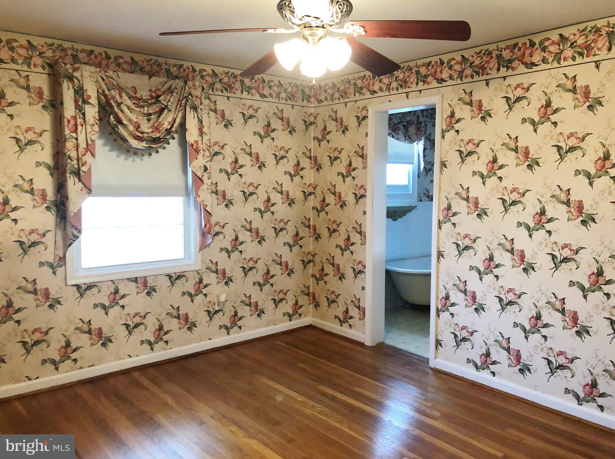 VIRGINIA HILLS - Residential