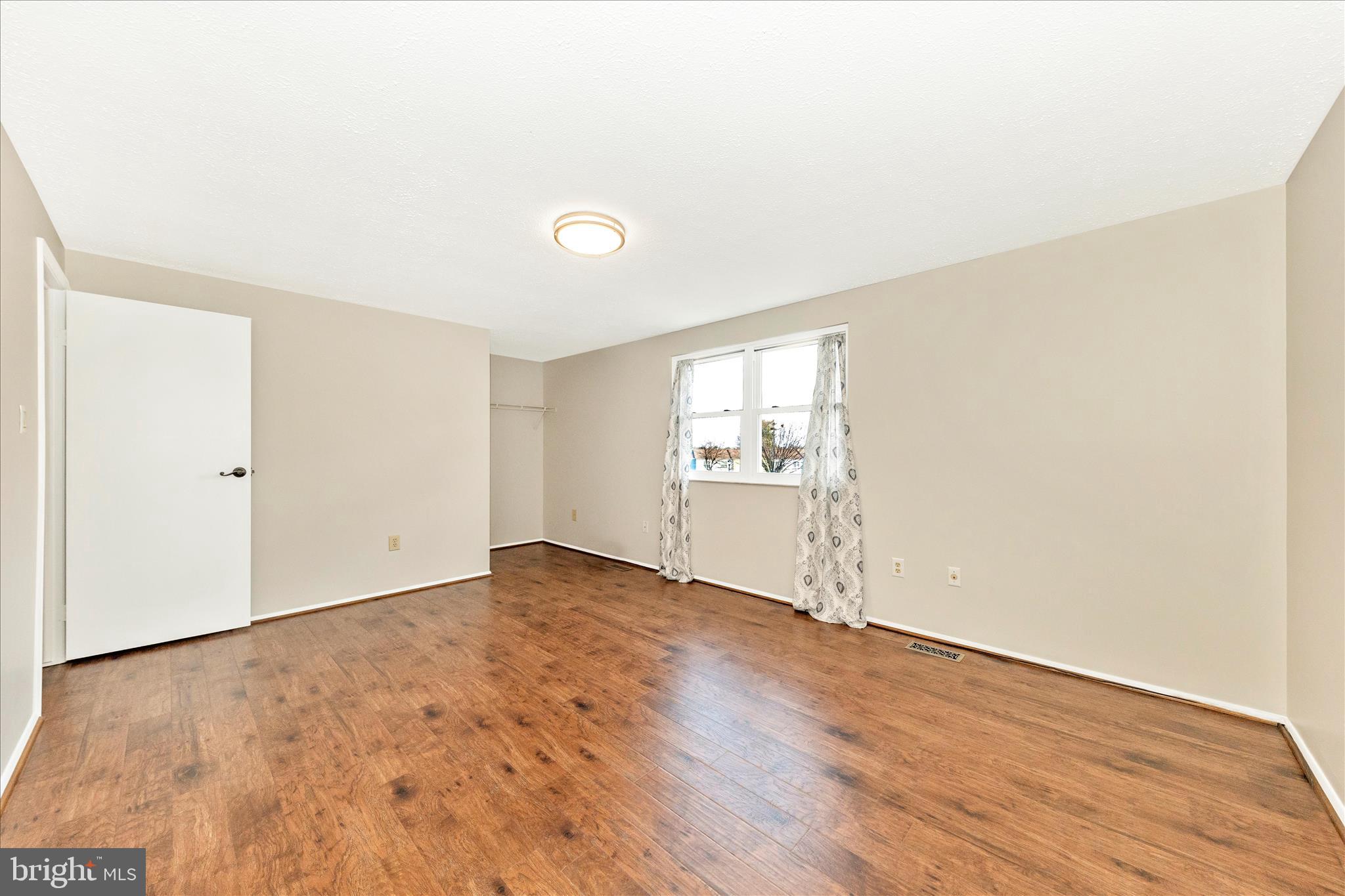 FARMBROOK - Residential