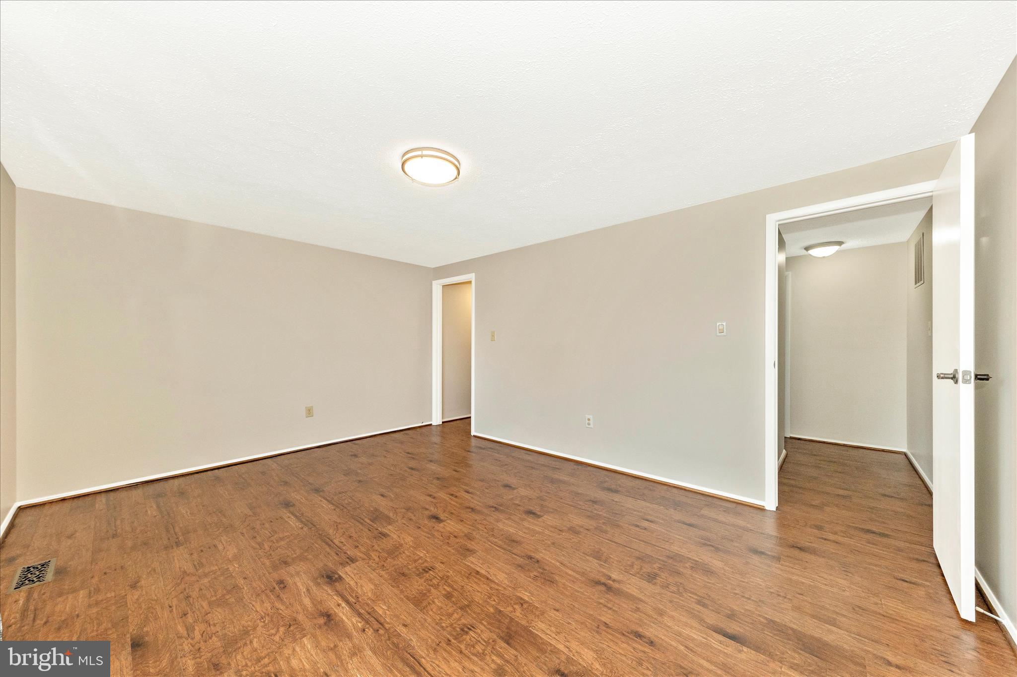 FARMBROOK - Residential