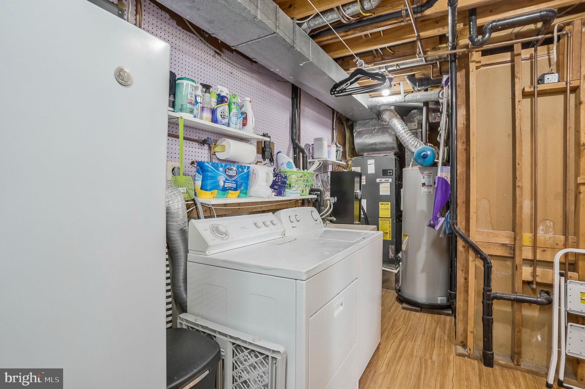 POINT OF WOODS - Residential