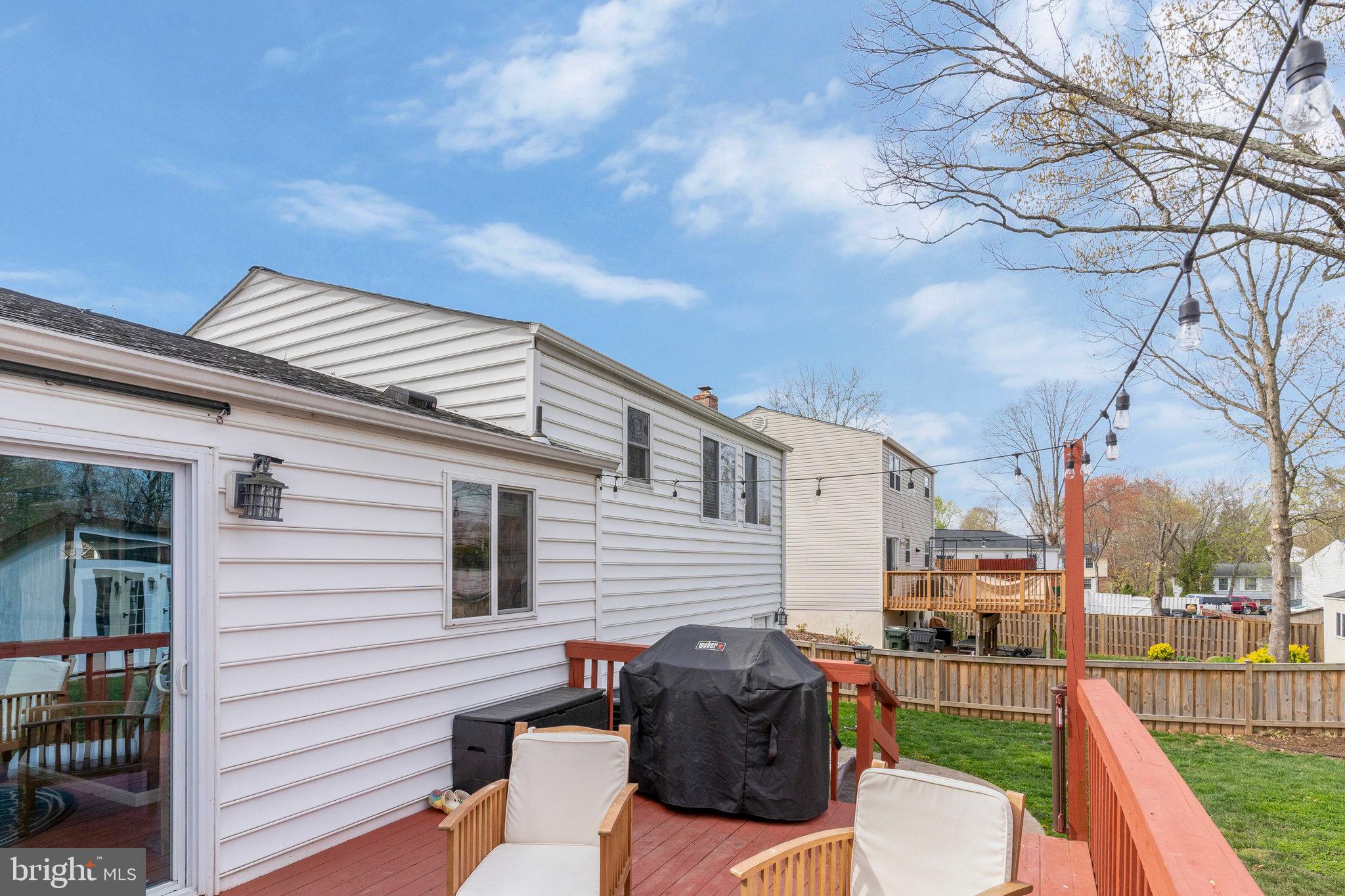 POINT OF WOODS - Residential