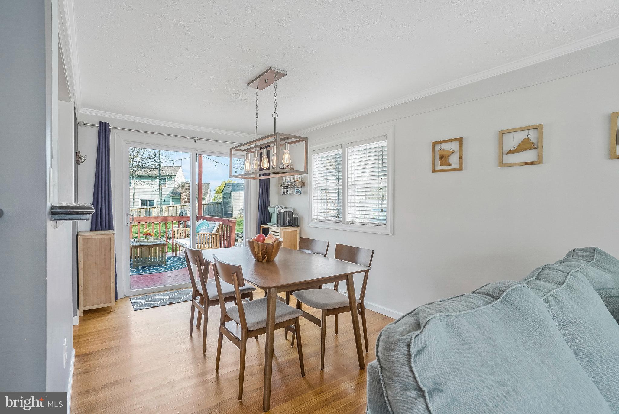 POINT OF WOODS - Residential