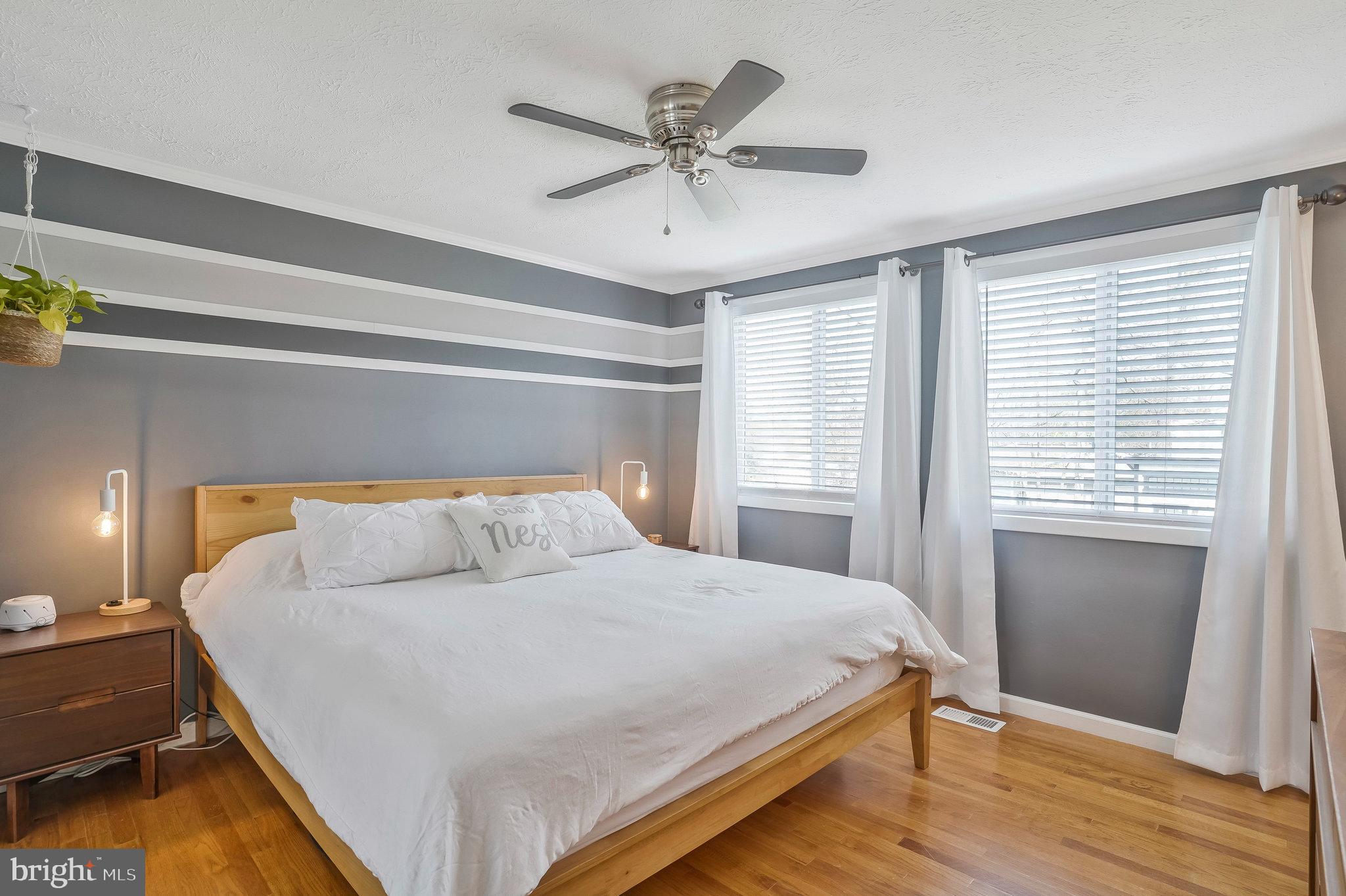 POINT OF WOODS - Residential