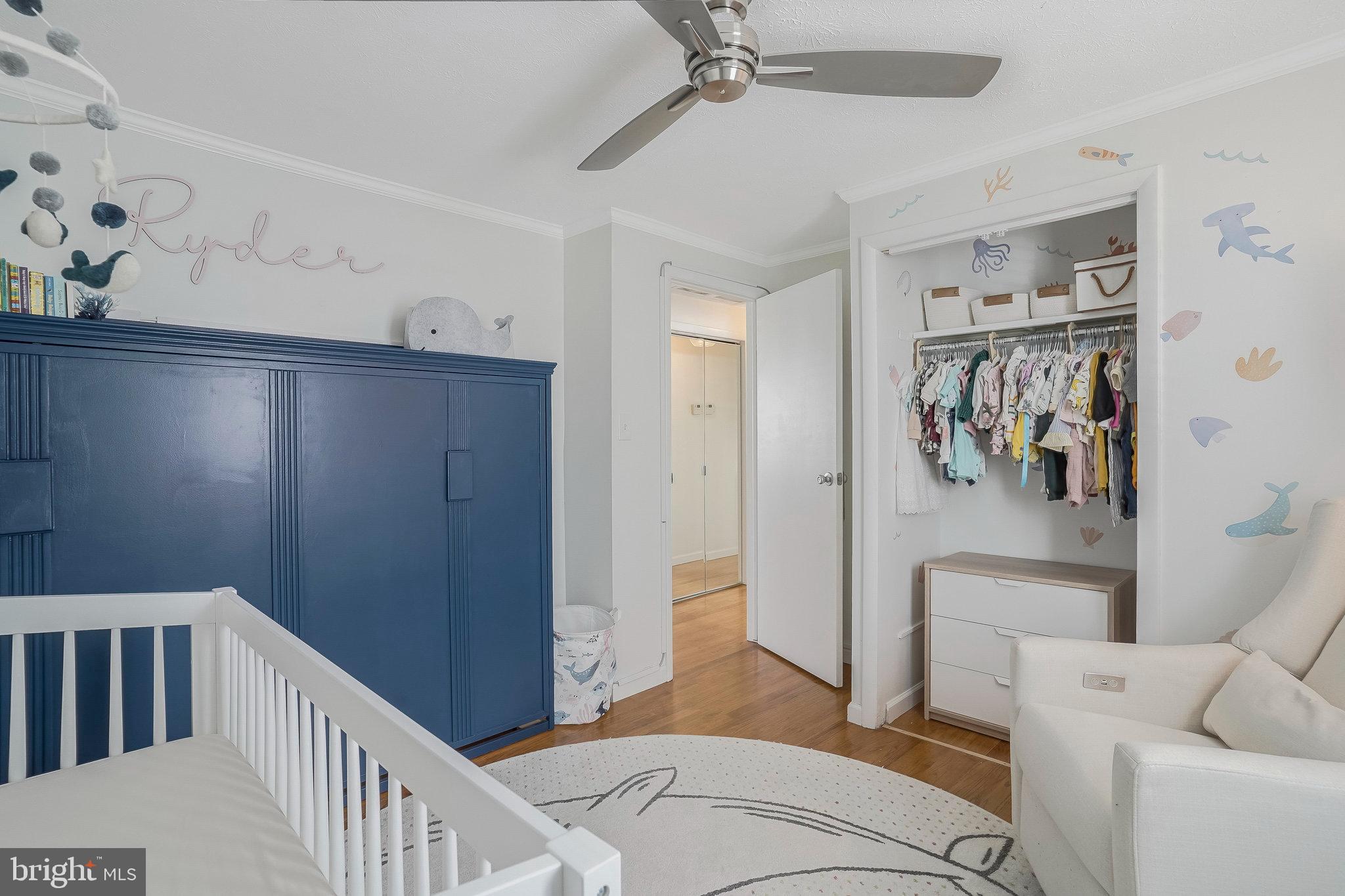 POINT OF WOODS - Residential