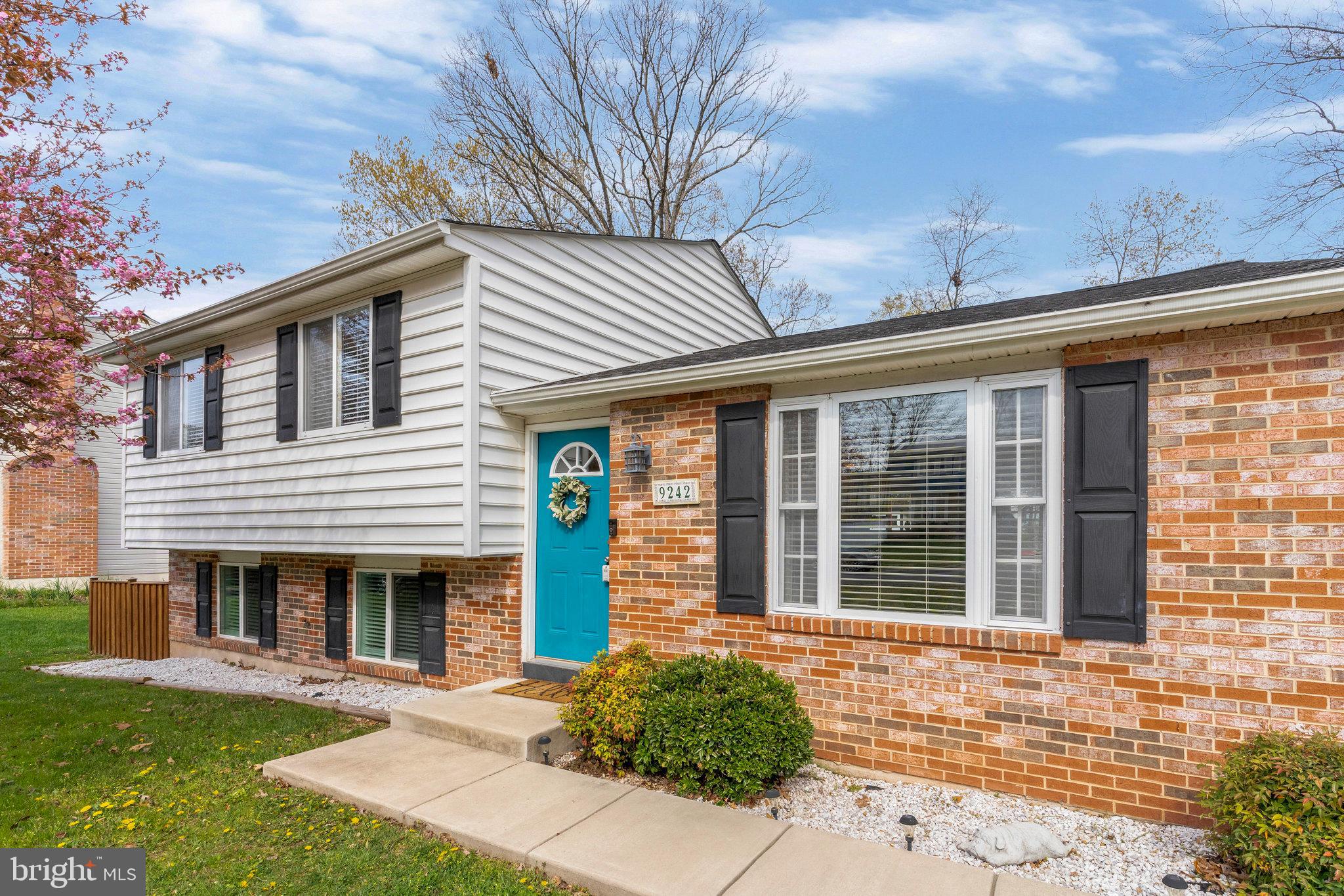 POINT OF WOODS - Residential